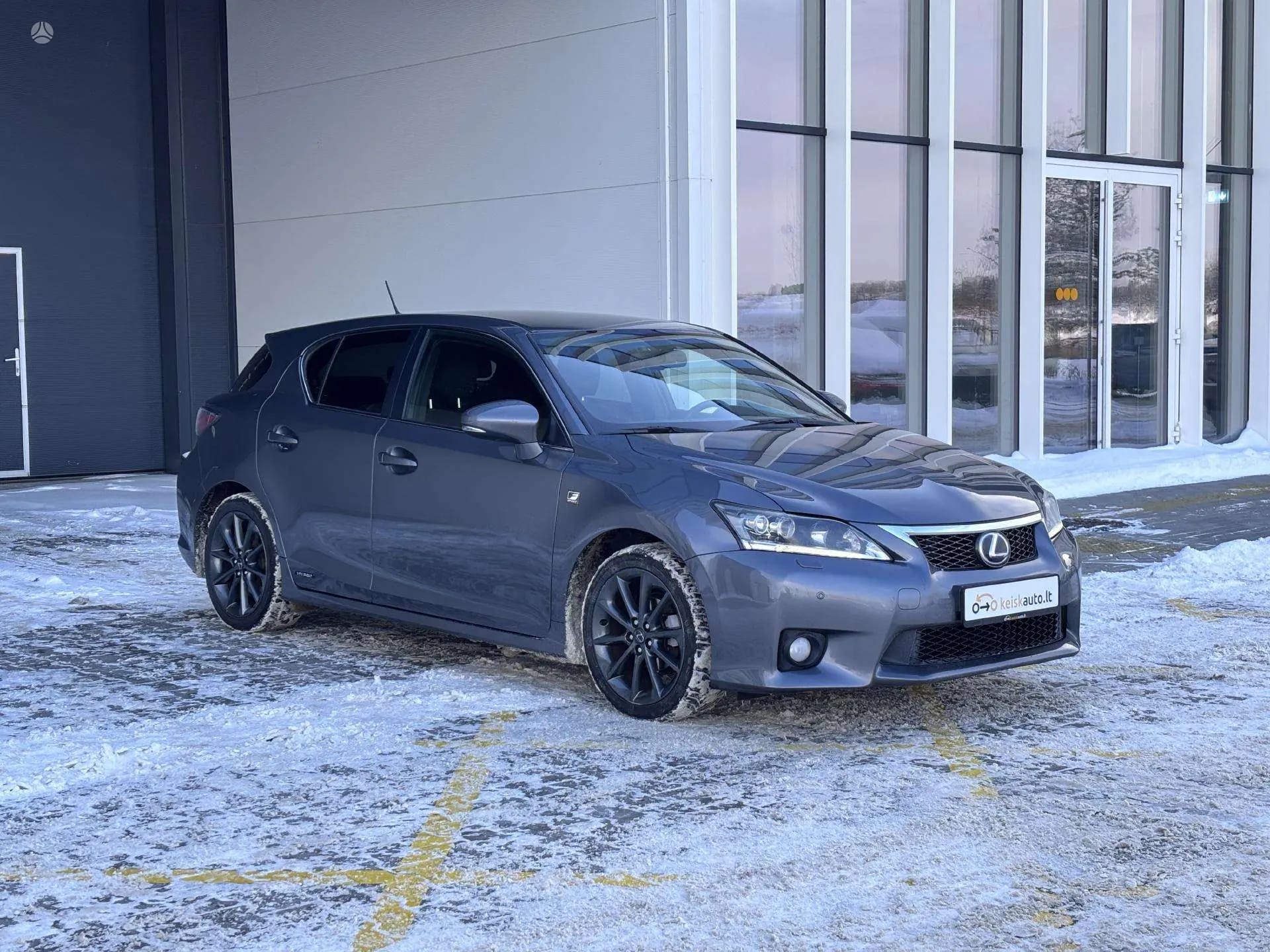Lexus CT 200h