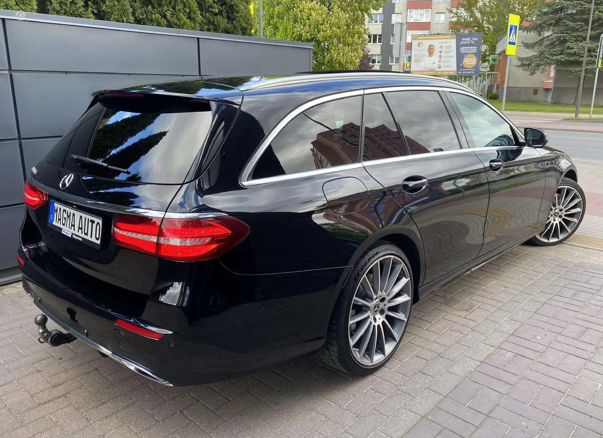 Mercedes-Benz E 350
