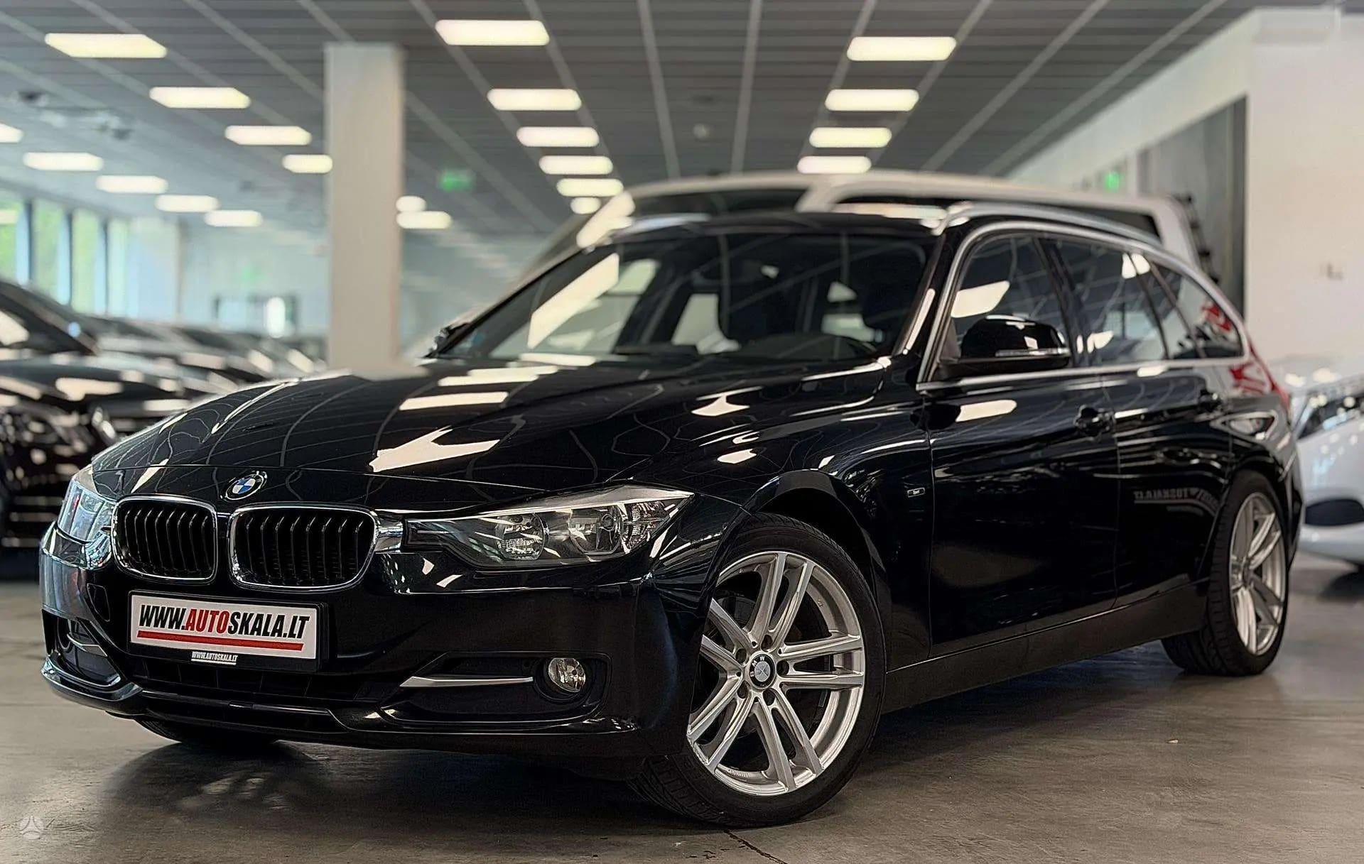 BMW 320