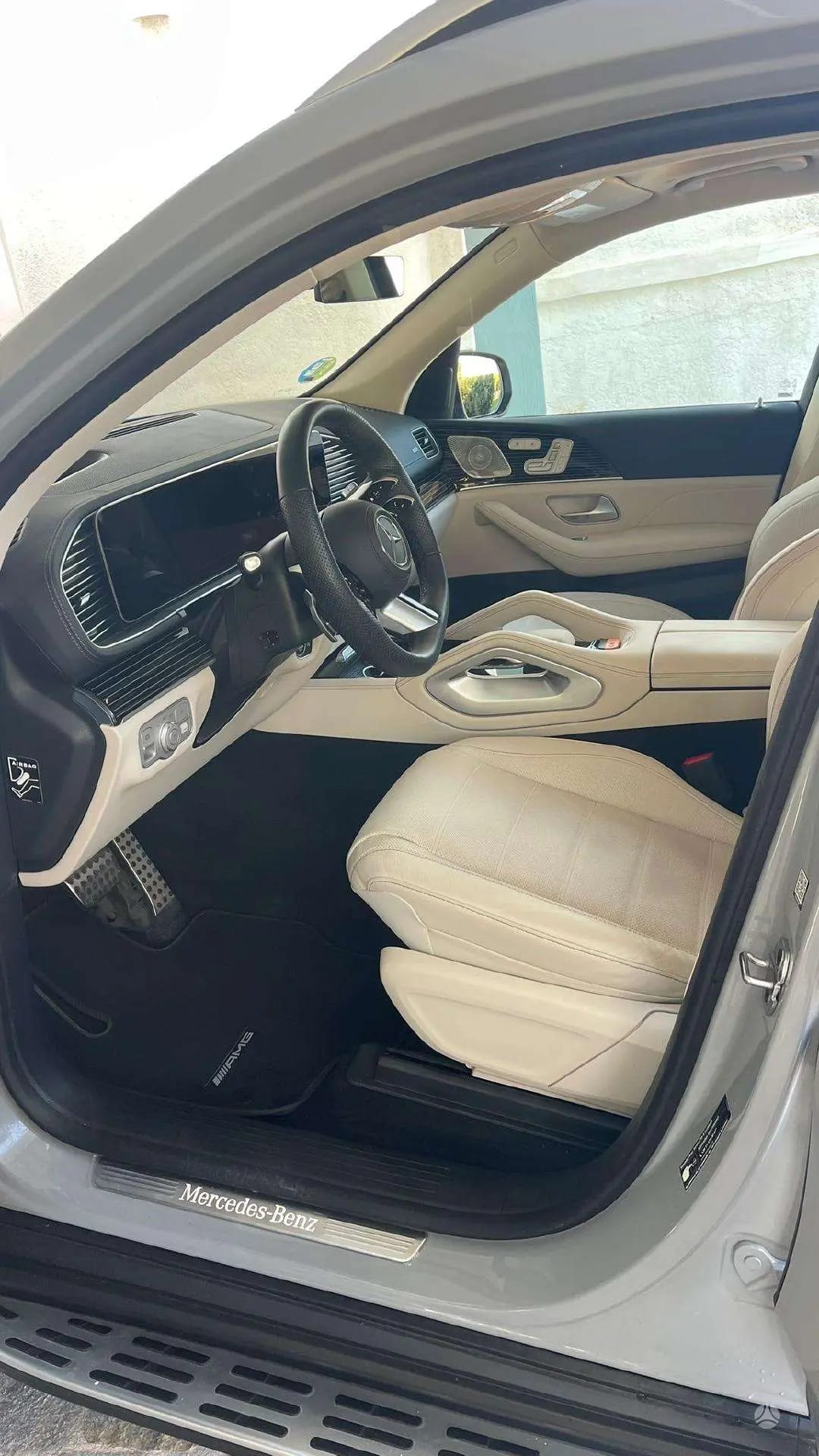 Mercedes-Benz GLS 580