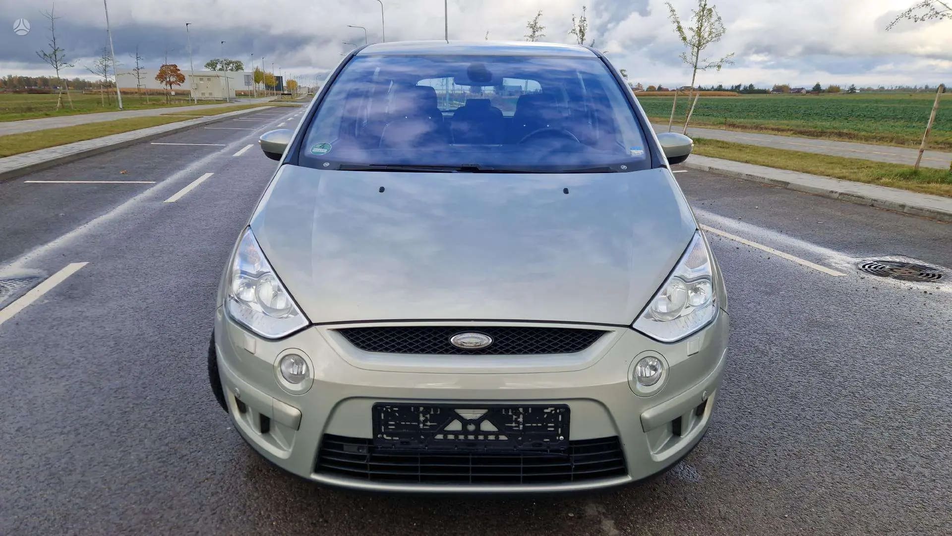 Ford S-Max