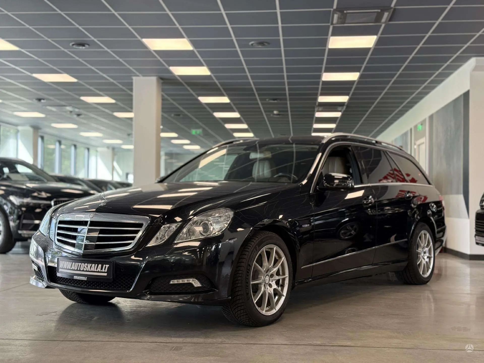Mercedes-Benz E 350