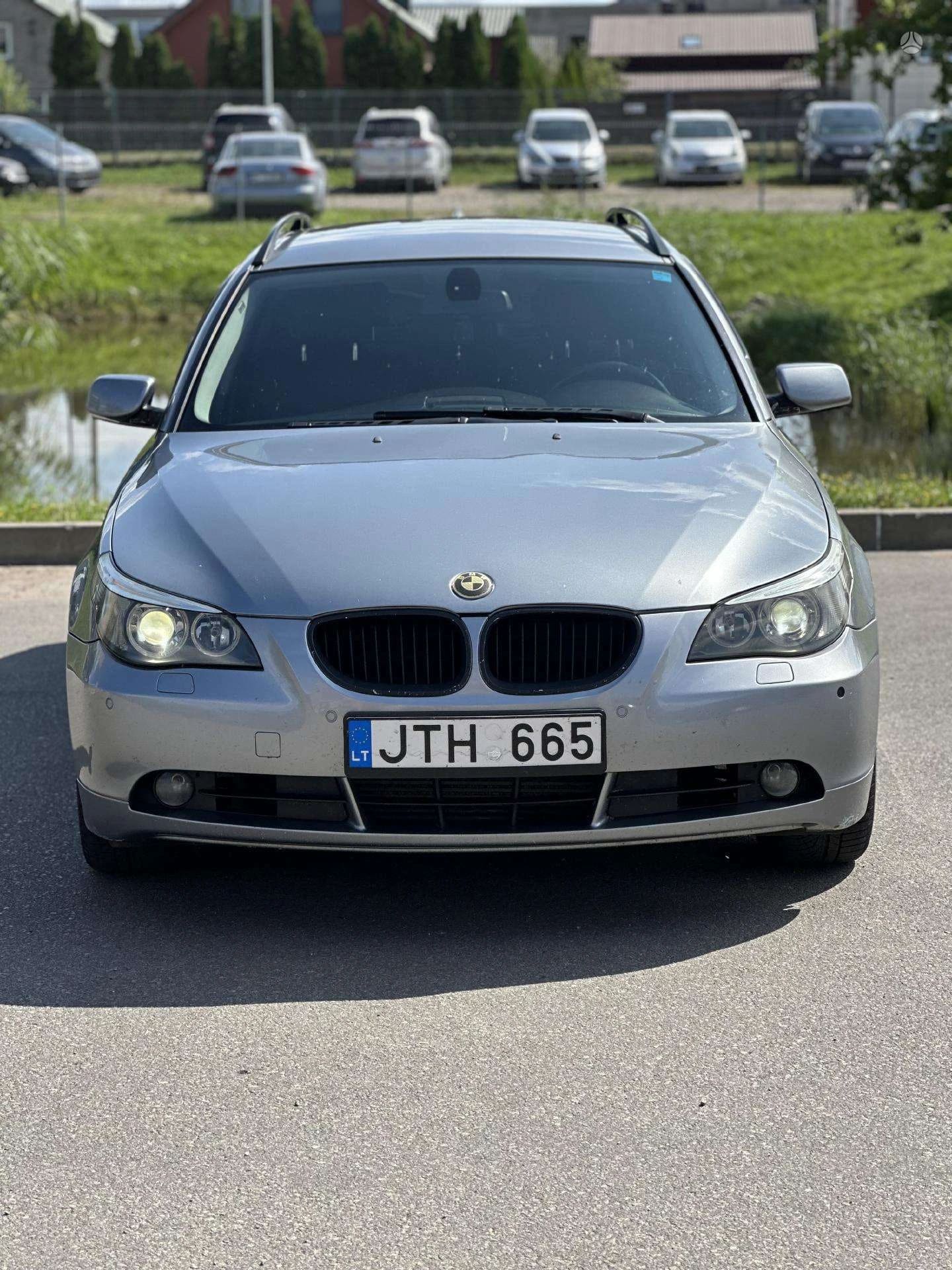 BMW 525