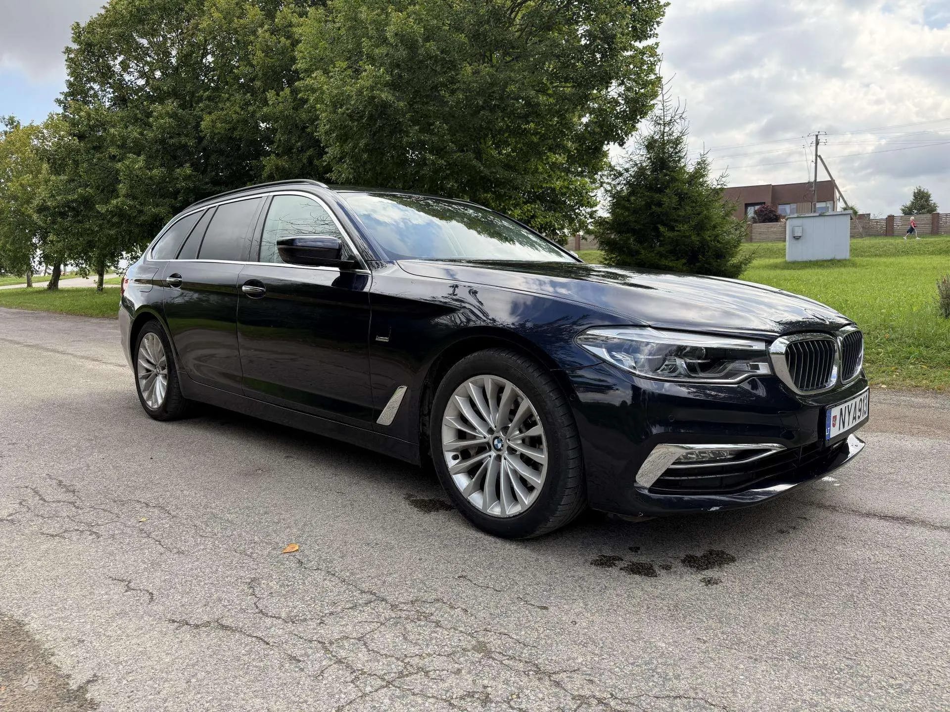 BMW 530