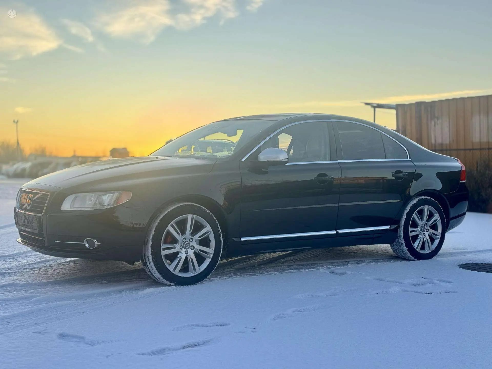 Volvo S80