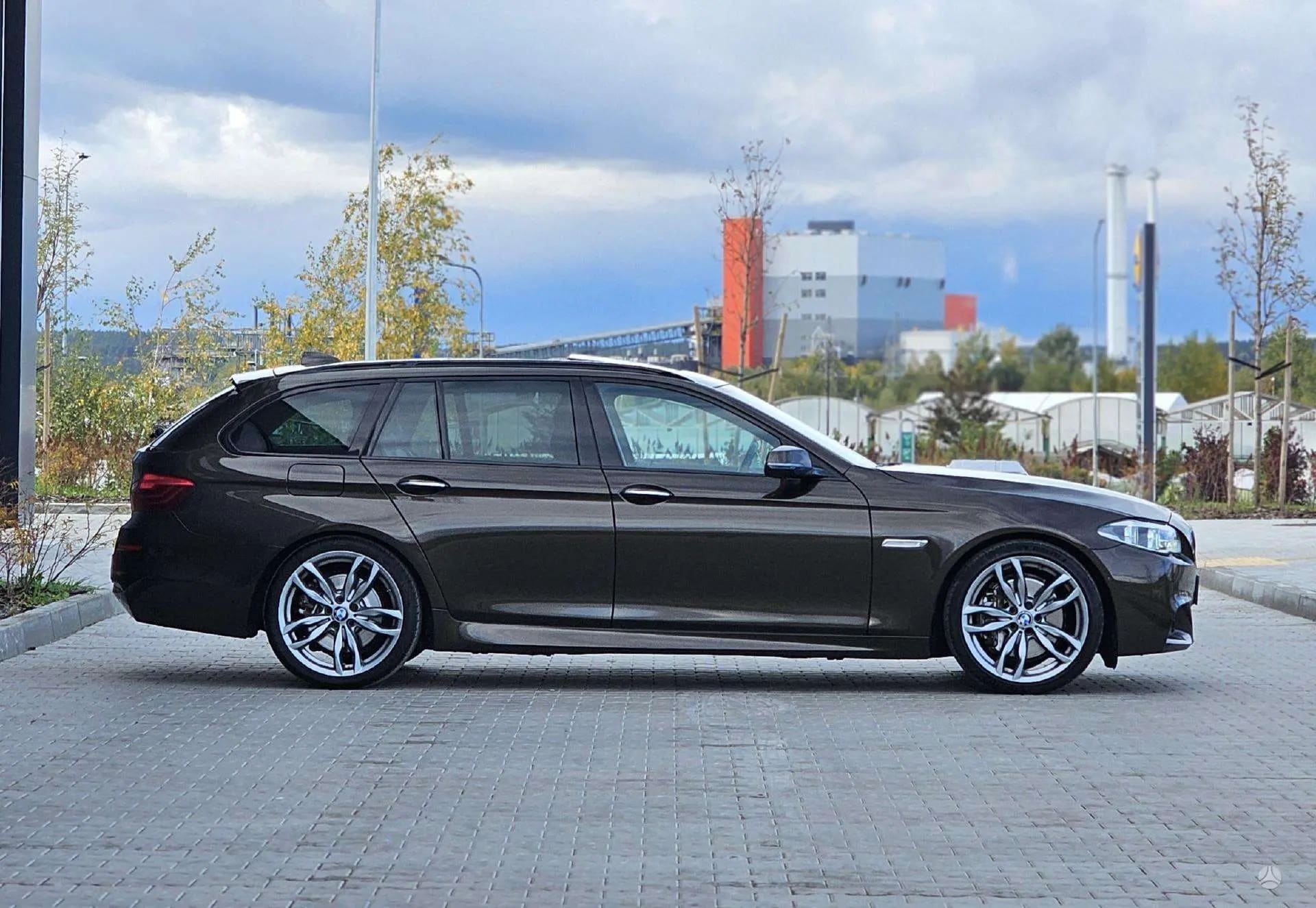 BMW 530
