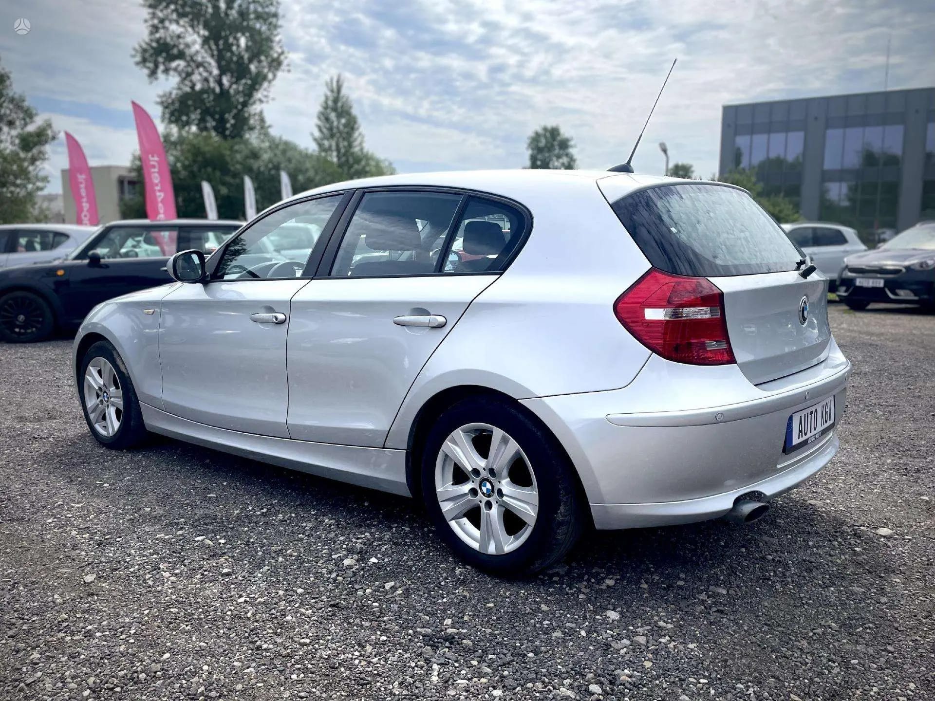 BMW 118