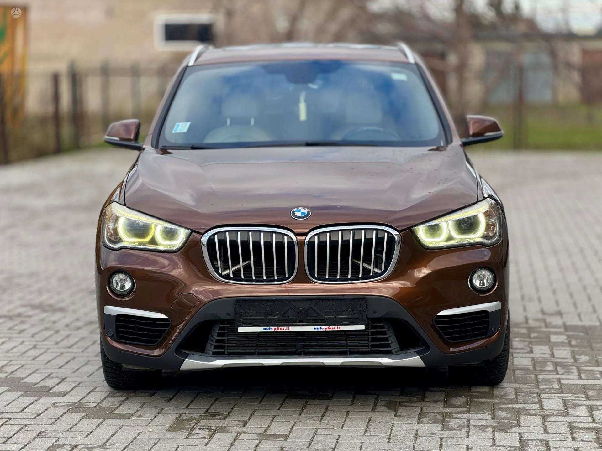 BMW X1