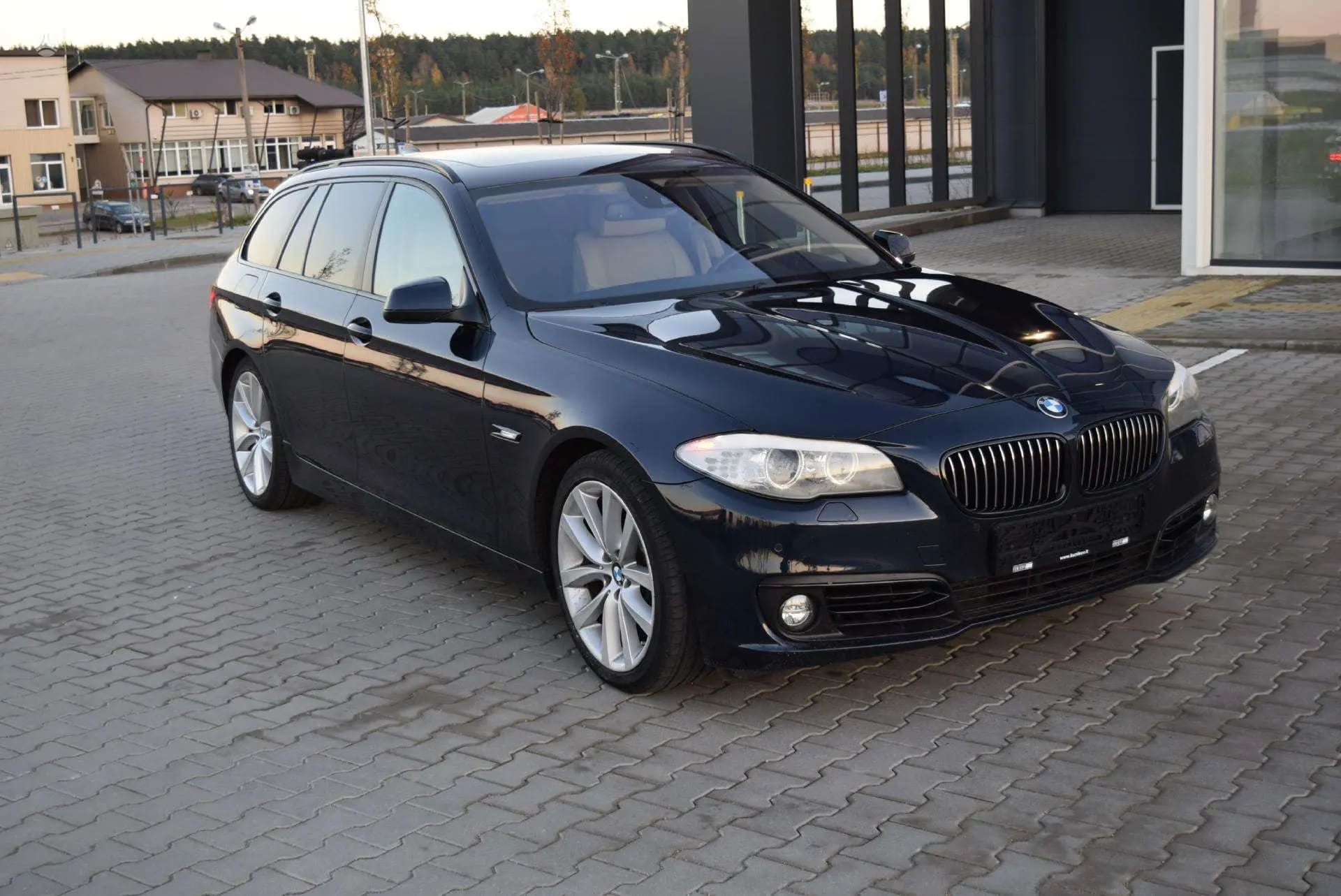 BMW 520