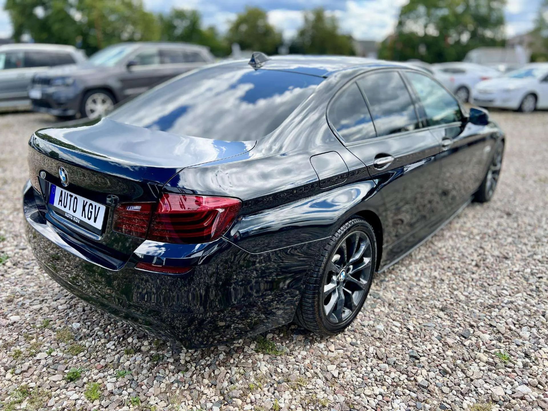 BMW 528