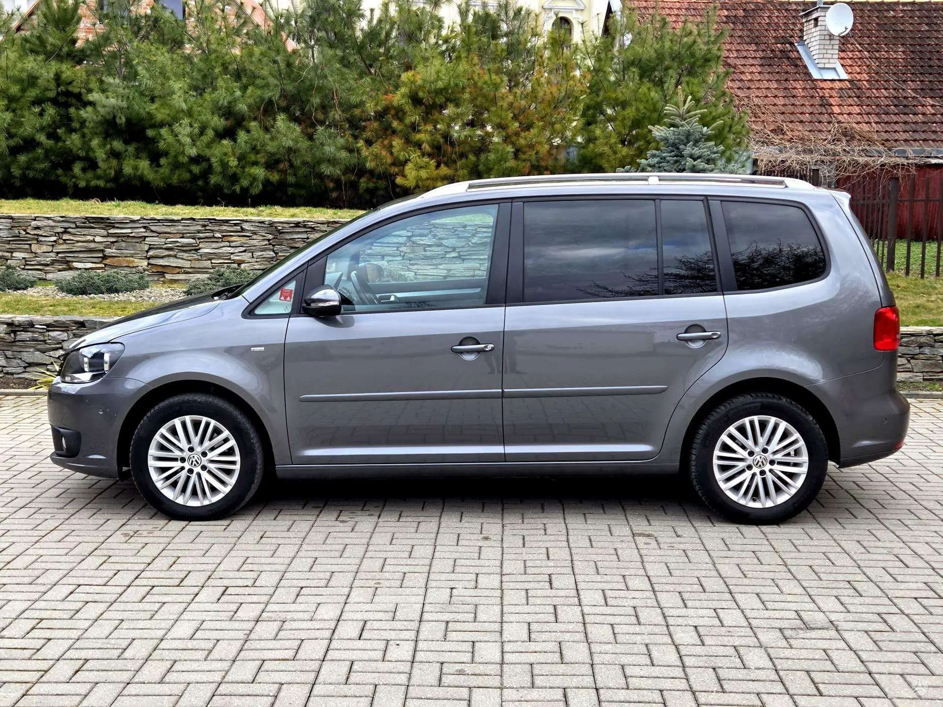 Volkswagen Touran
