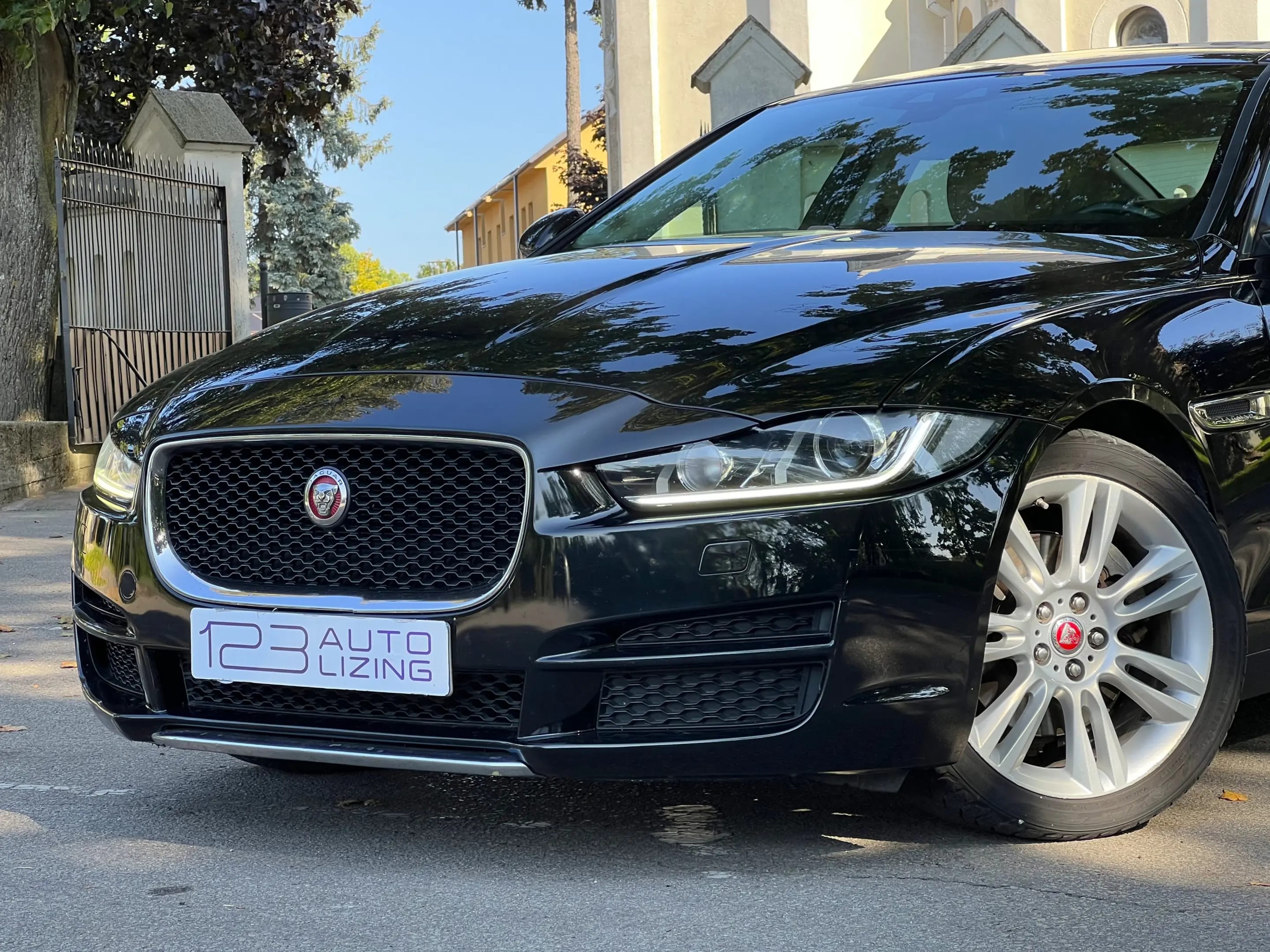 Jaguar XE