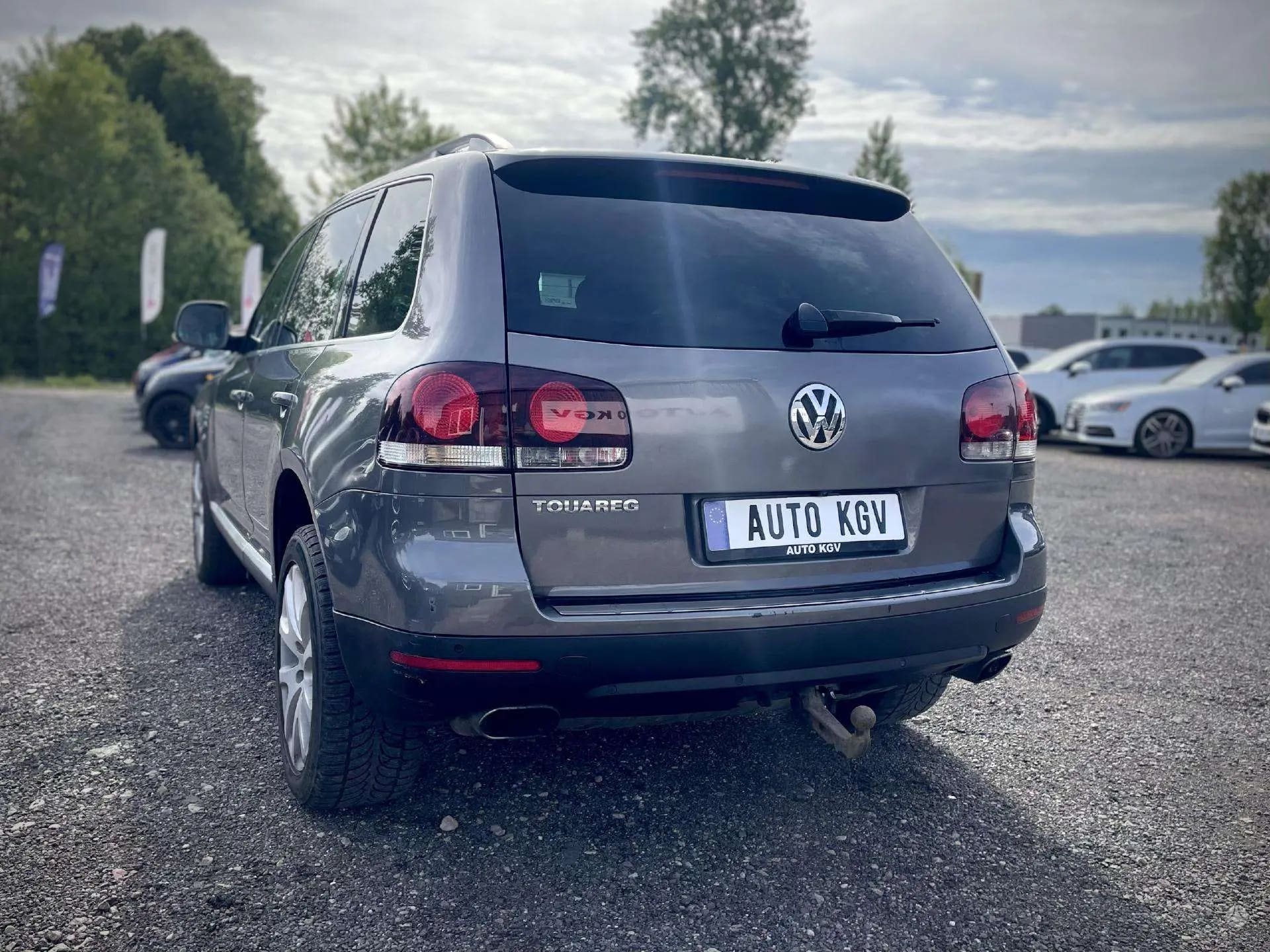 Volkswagen Touareg