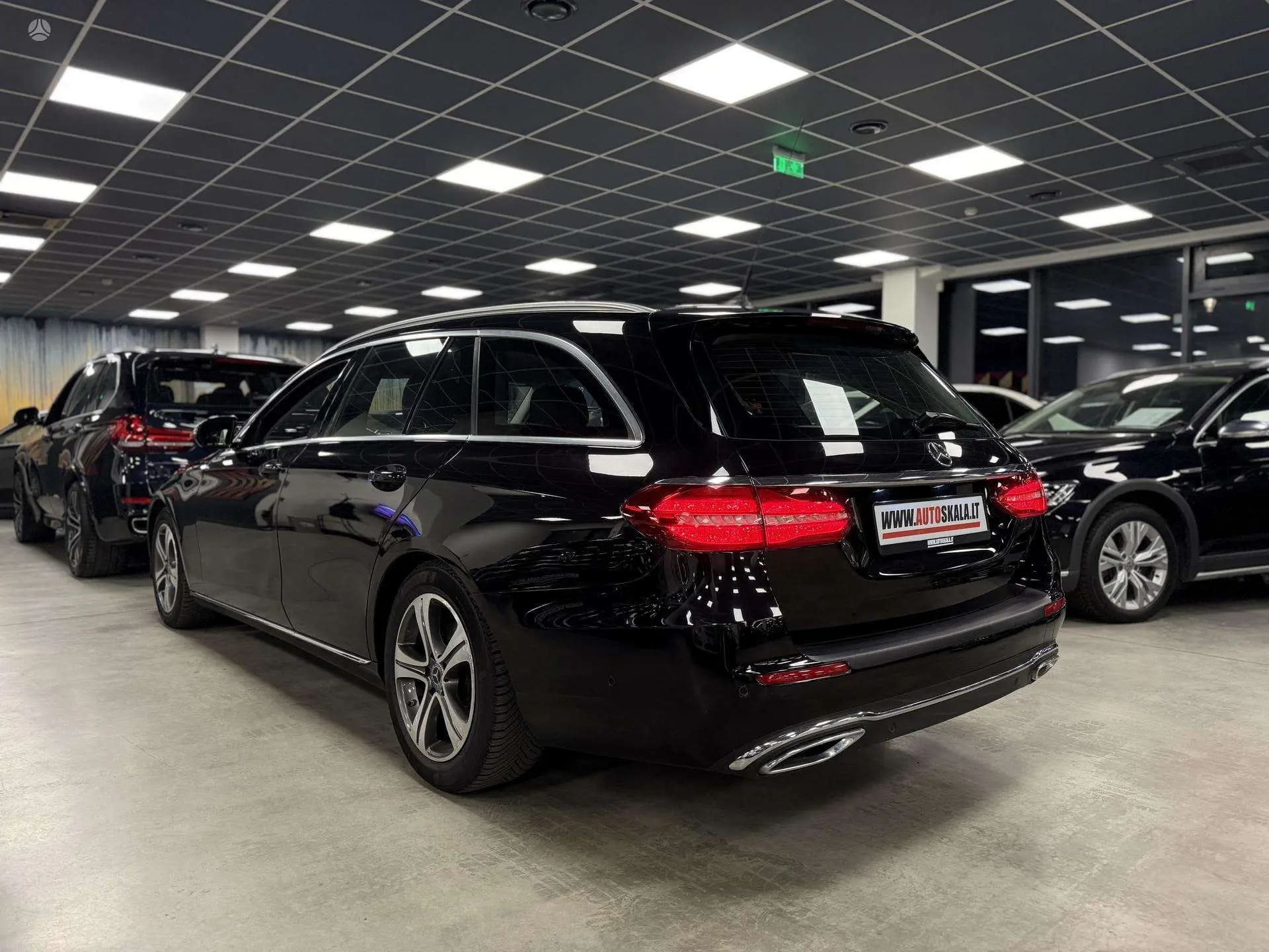 Mercedes-Benz E 220