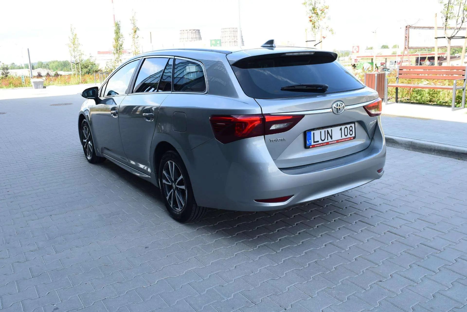 Toyota Avensis