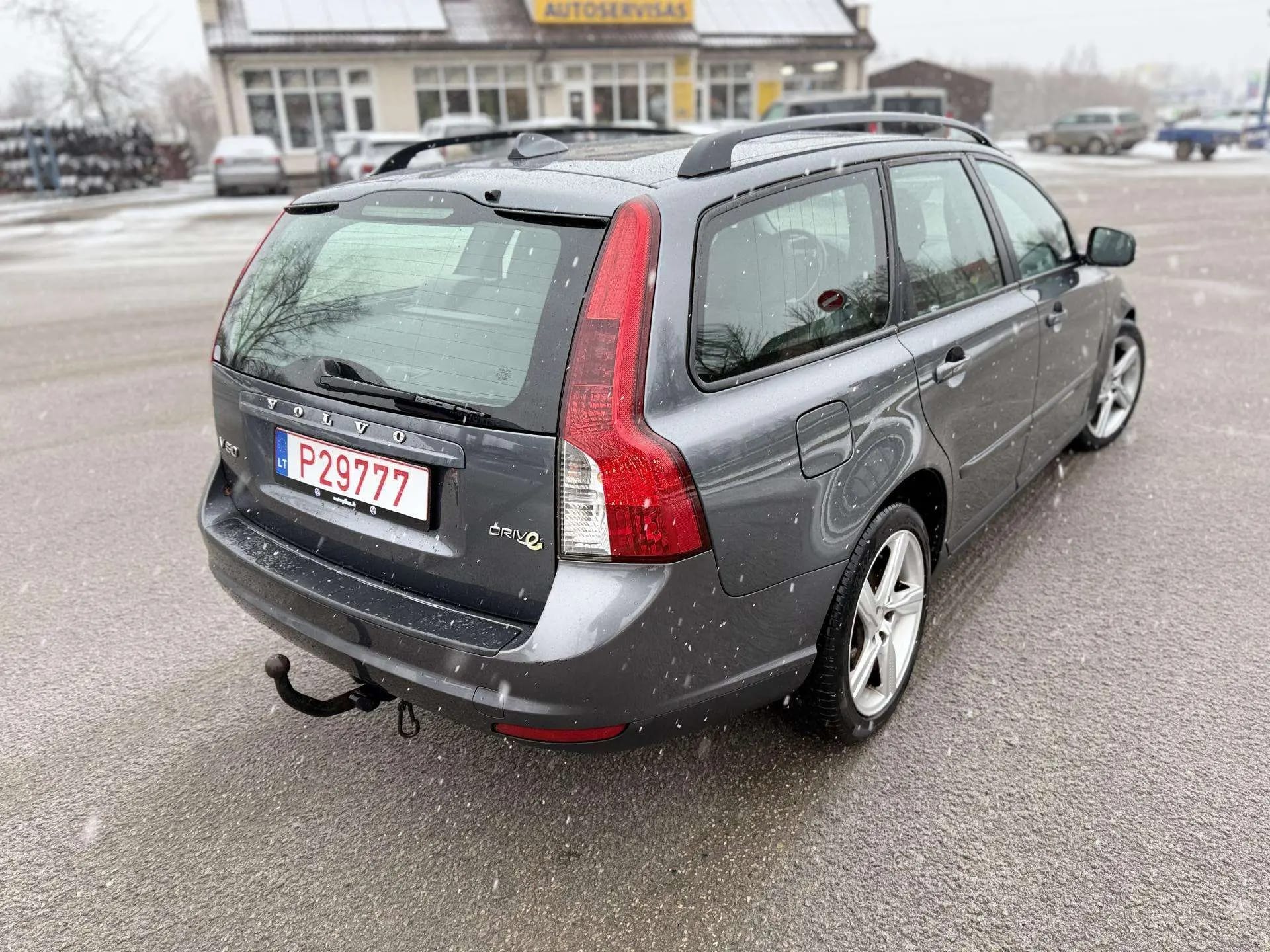 Volvo V50