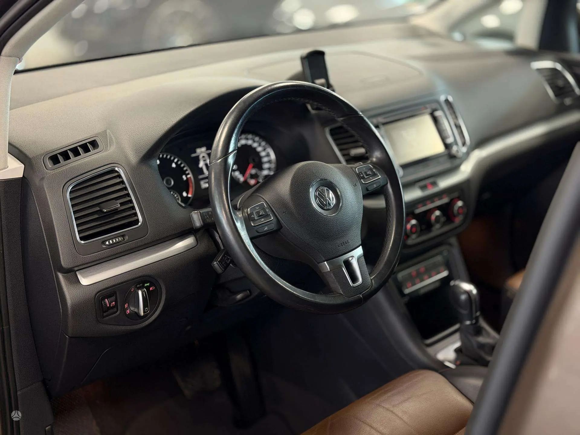 Volkswagen Sharan