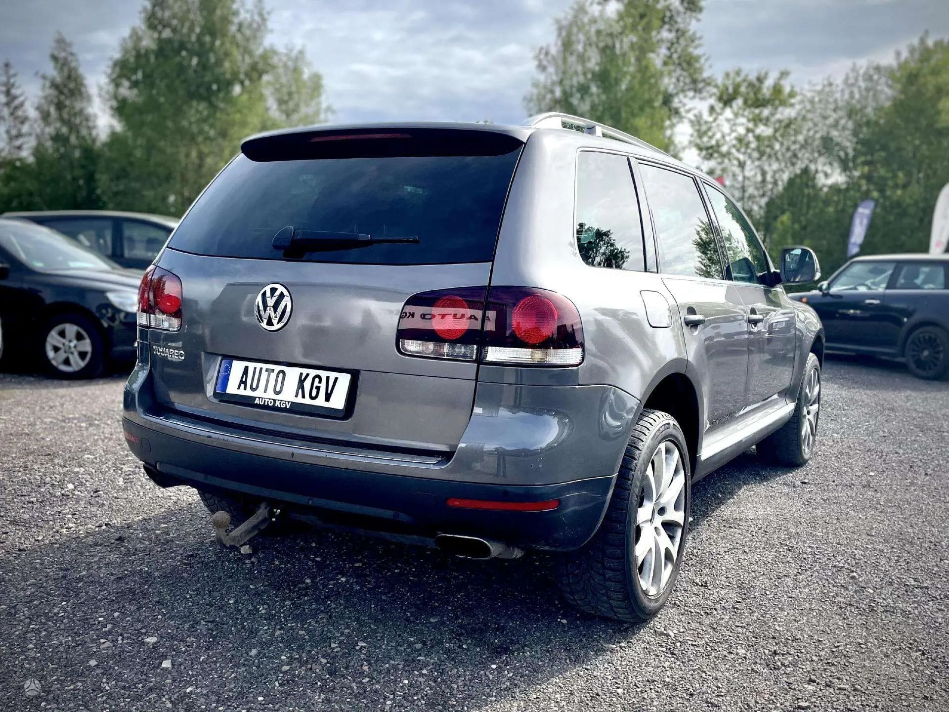 Volkswagen Touareg