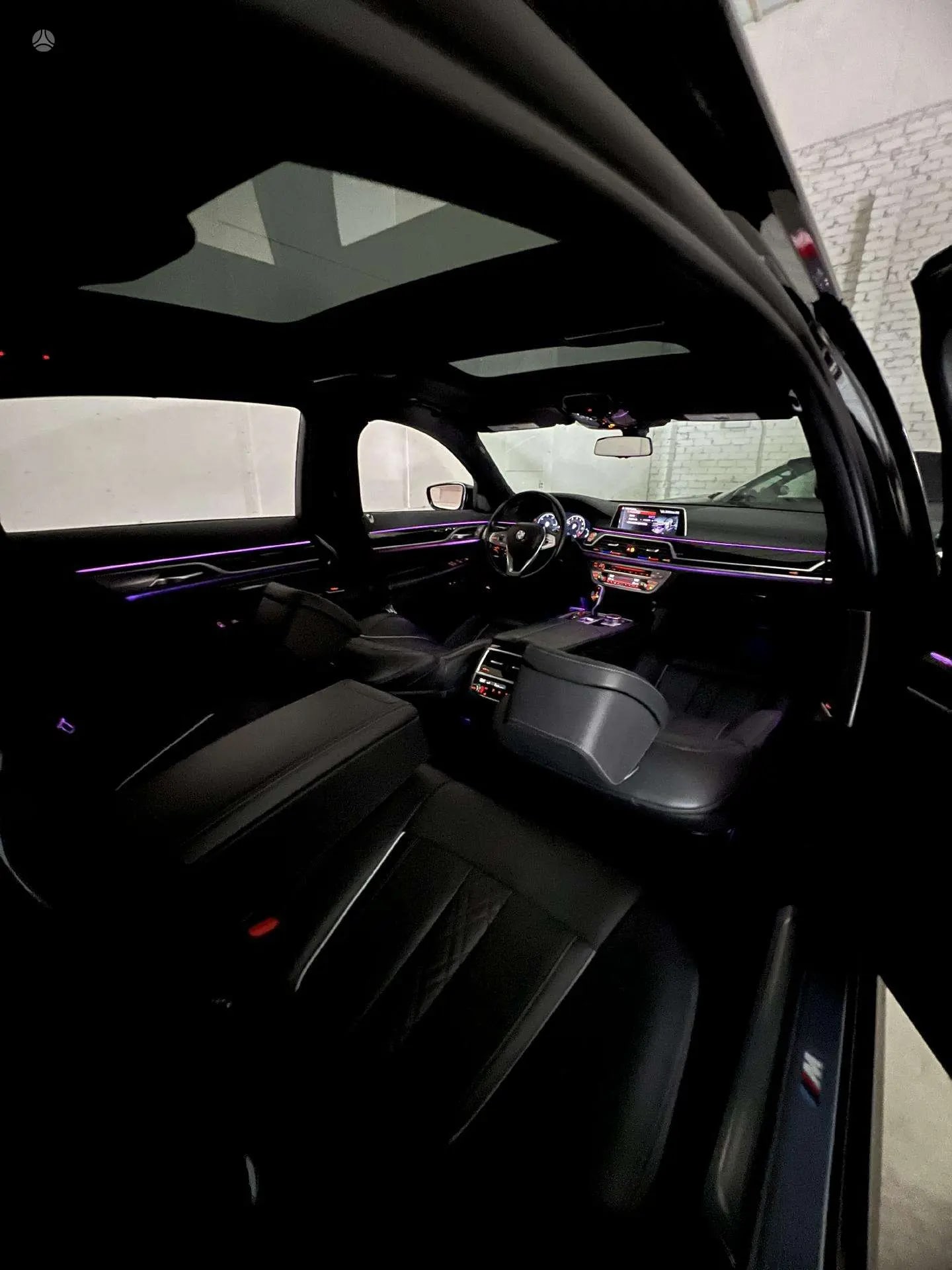 BMW 750