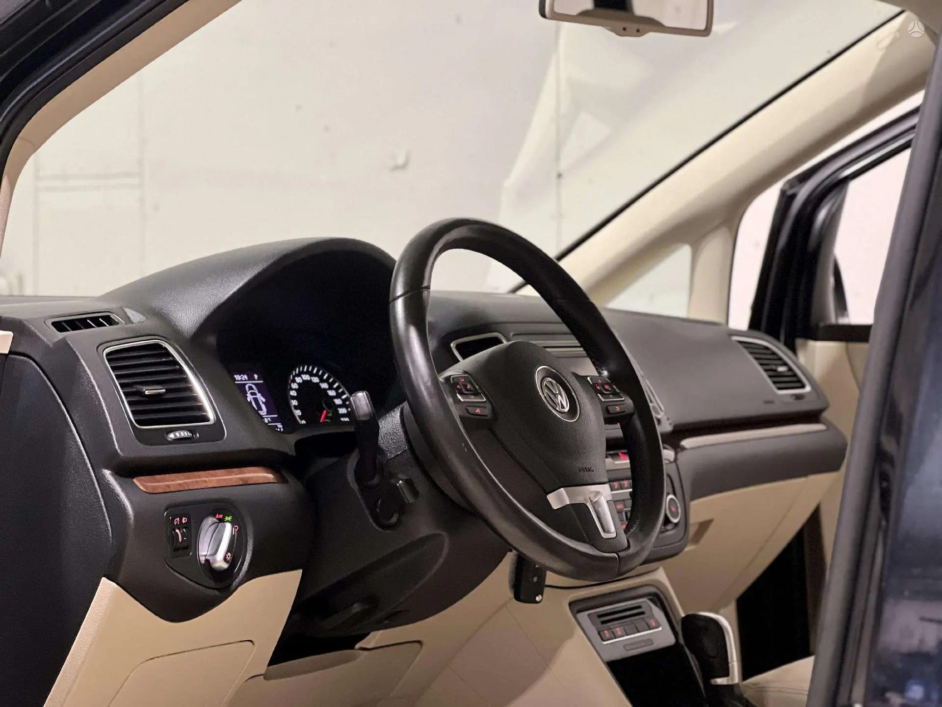 Volkswagen Sharan