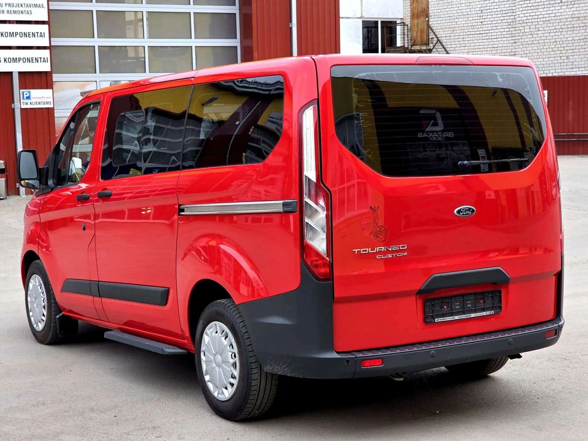 Ford Tourneo Custom