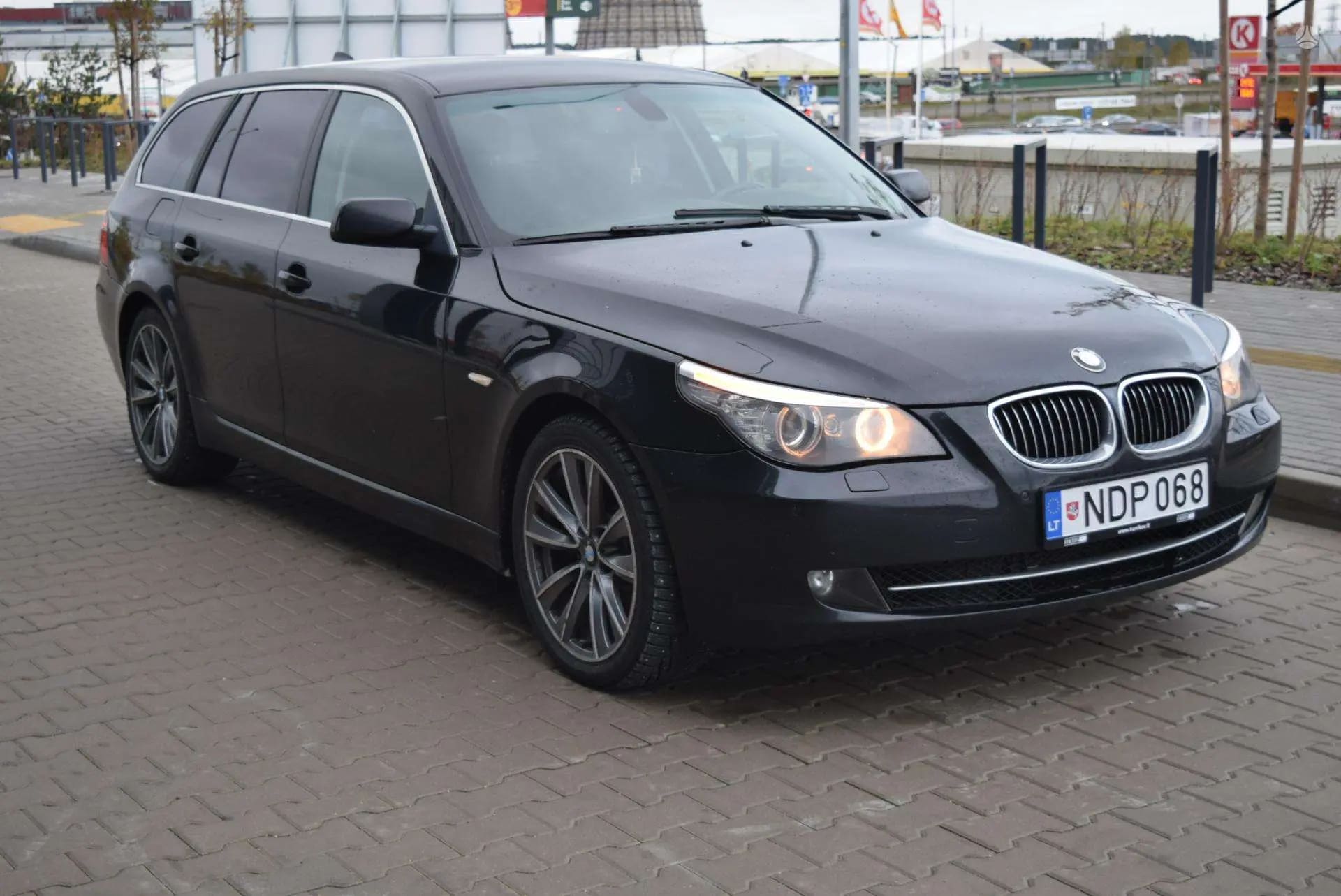 BMW 530