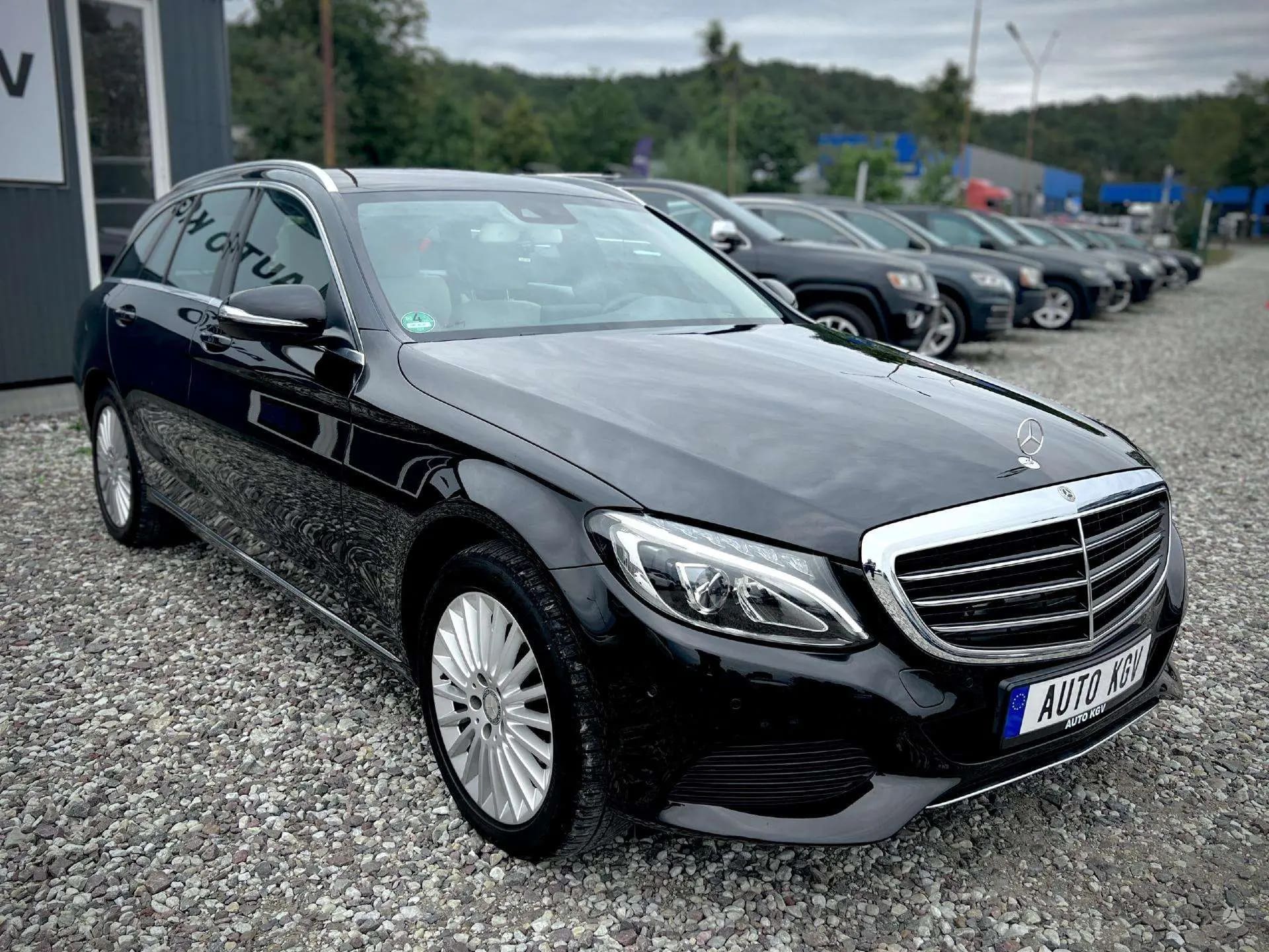 Mercedes-Benz C 220