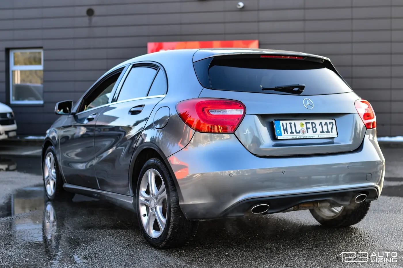 Mercedes-Benz A 200
