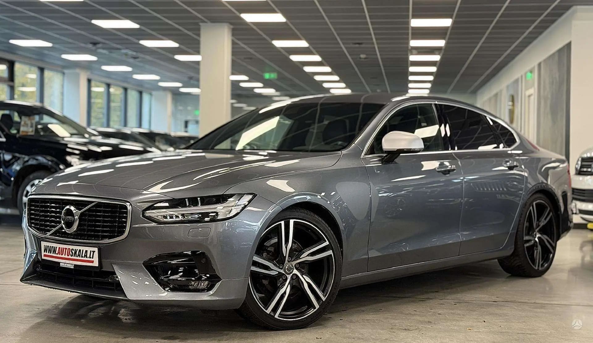 Volvo S90