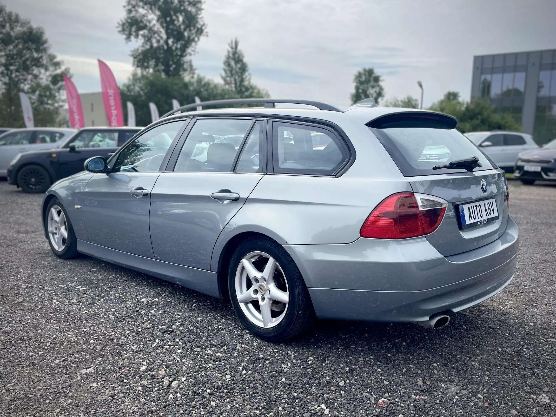 BMW 320