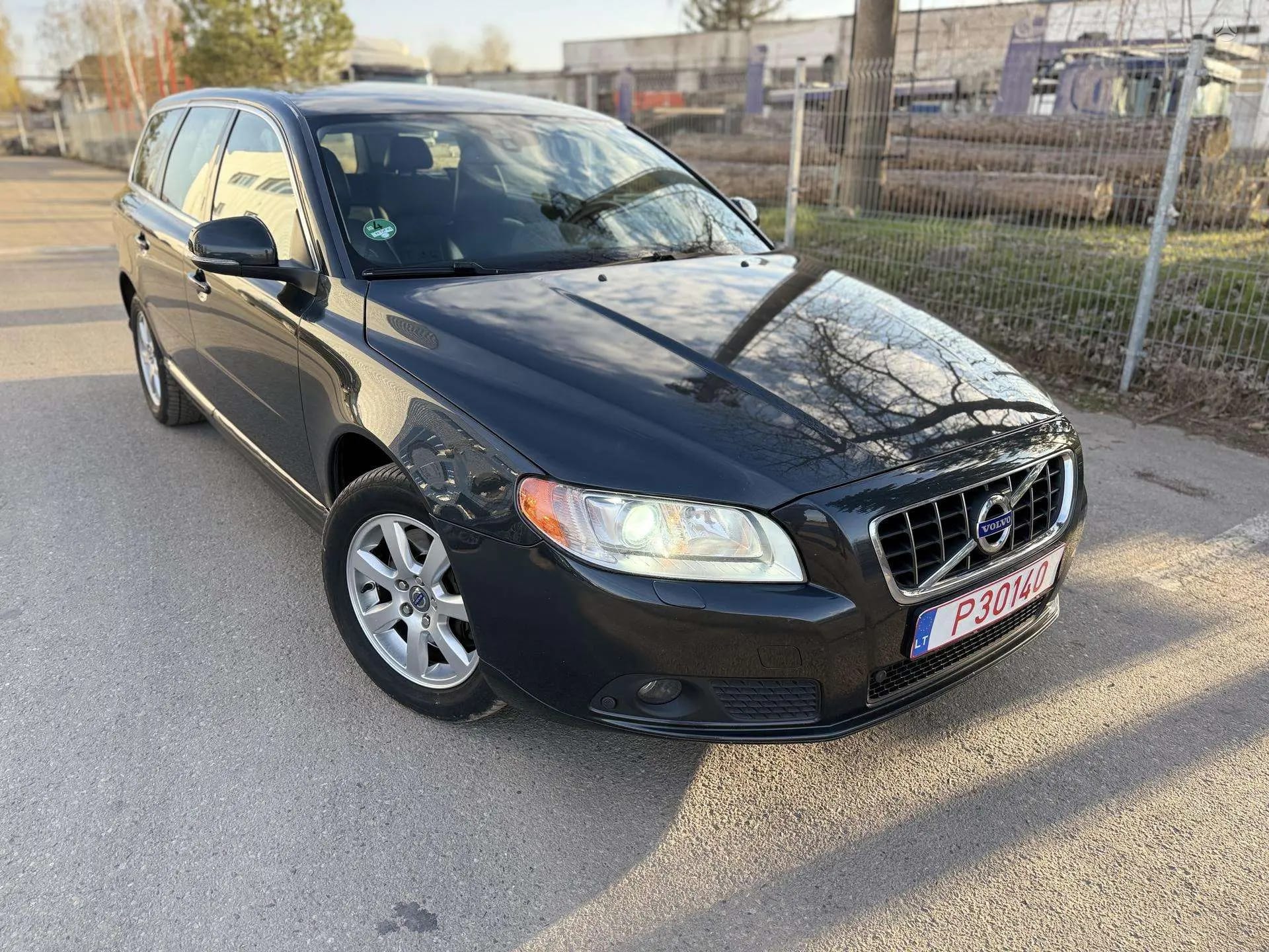 Volvo V70