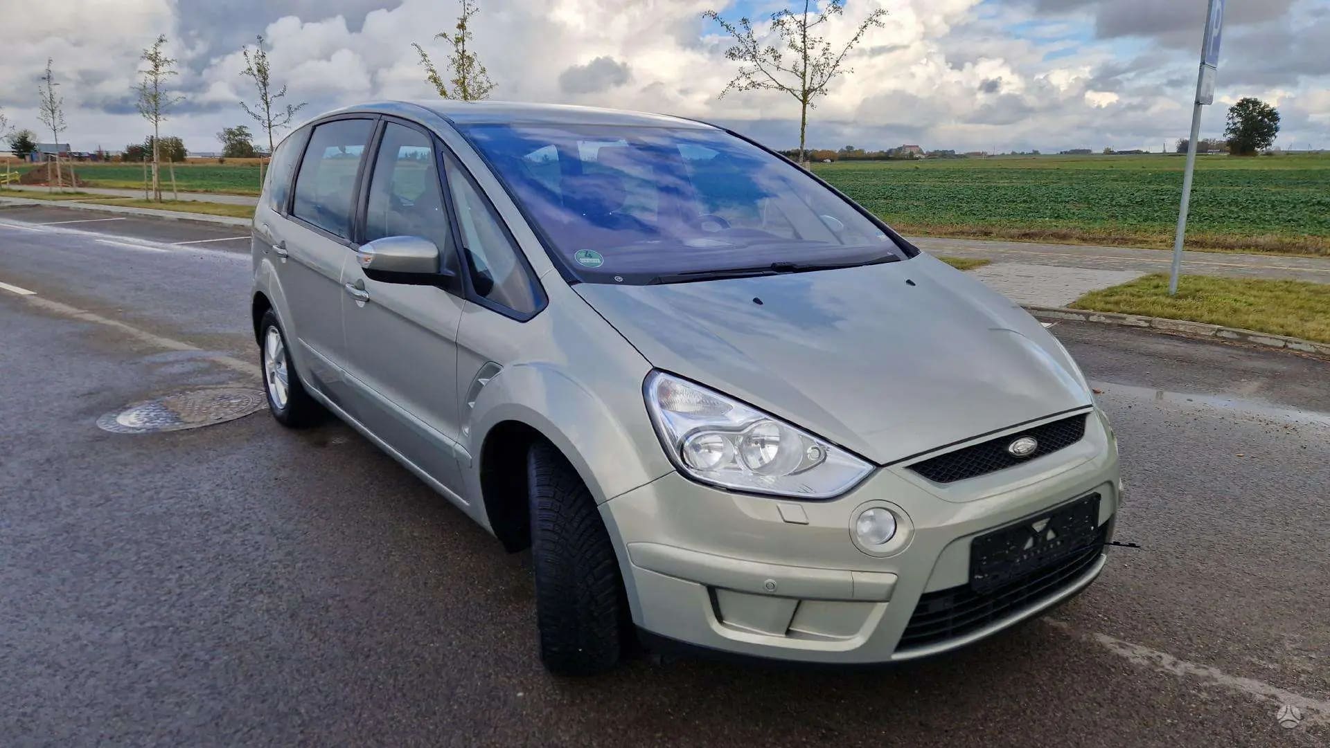 Ford S-Max