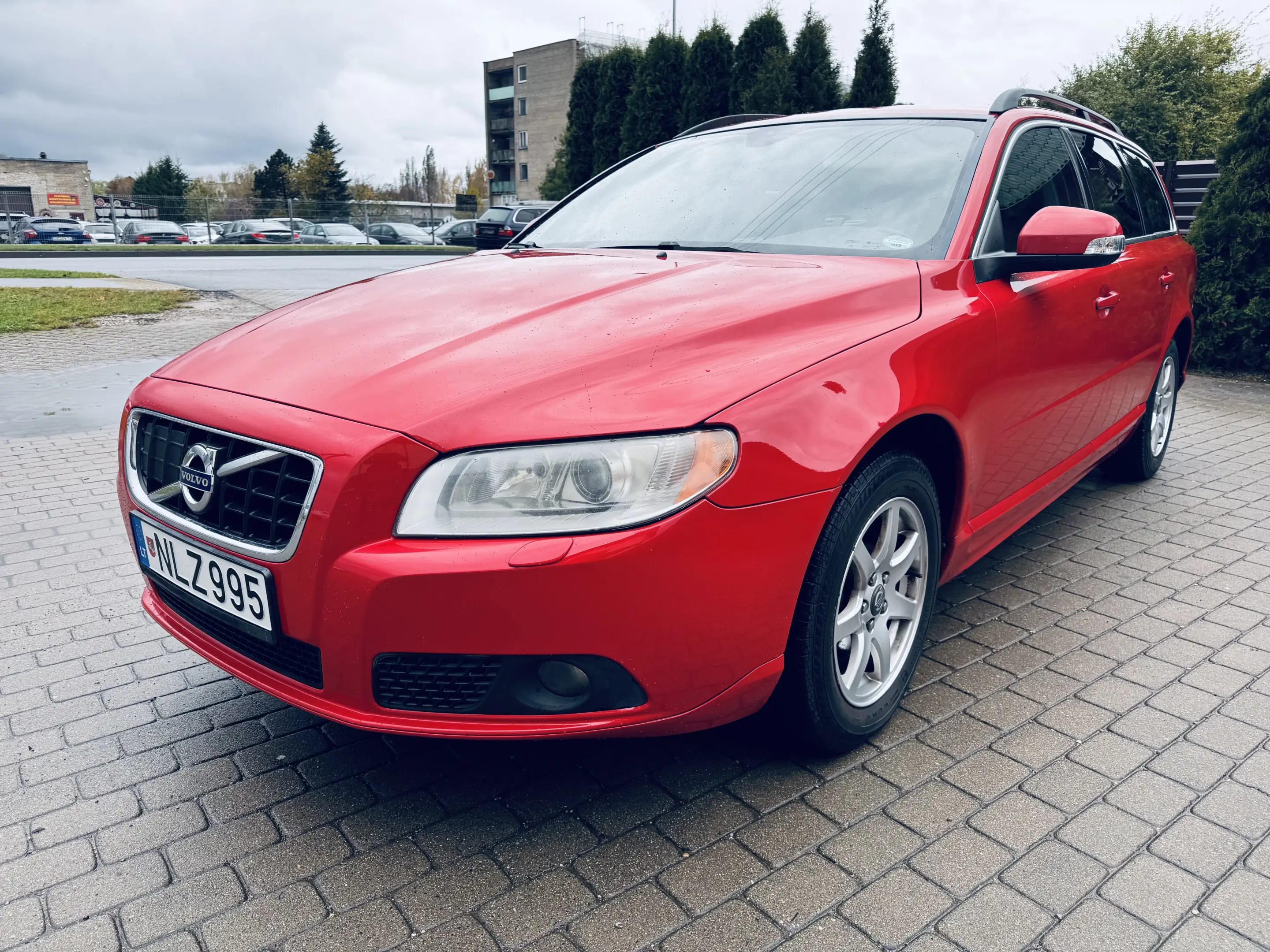 Volvo V70