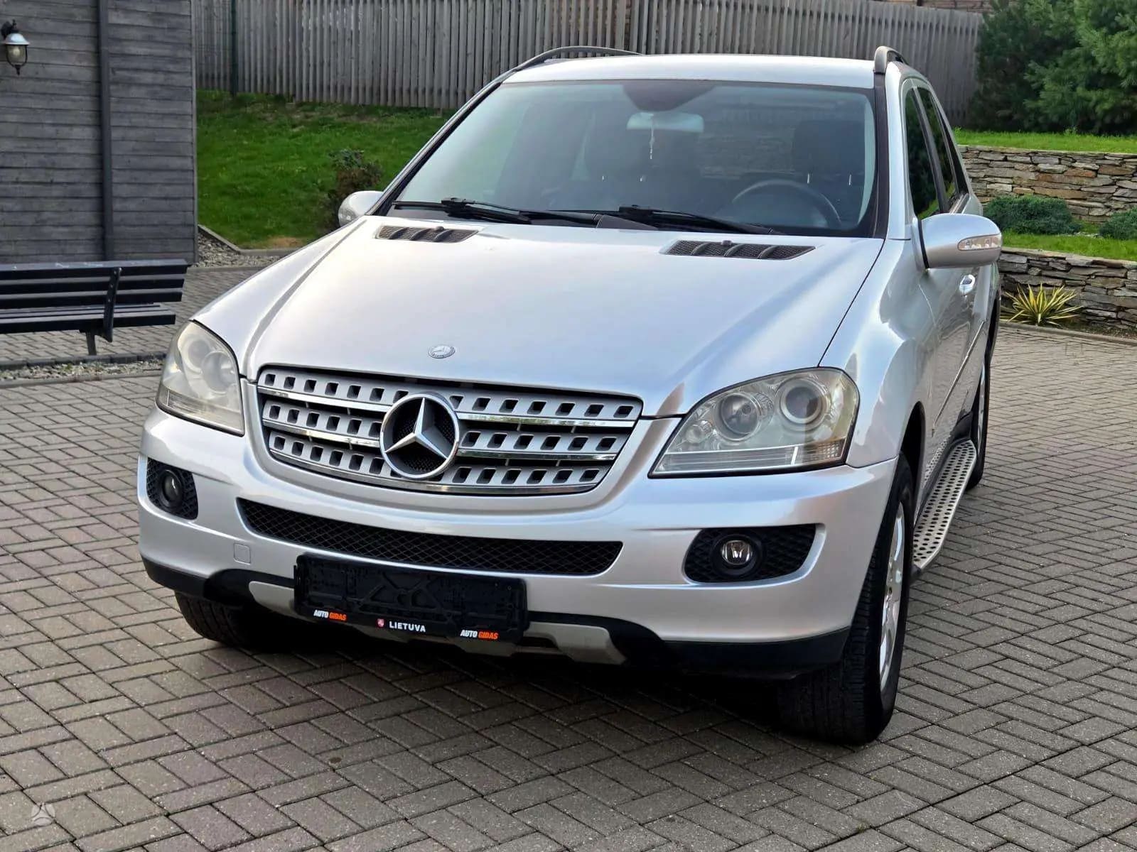 Mercedes-Benz ML 320