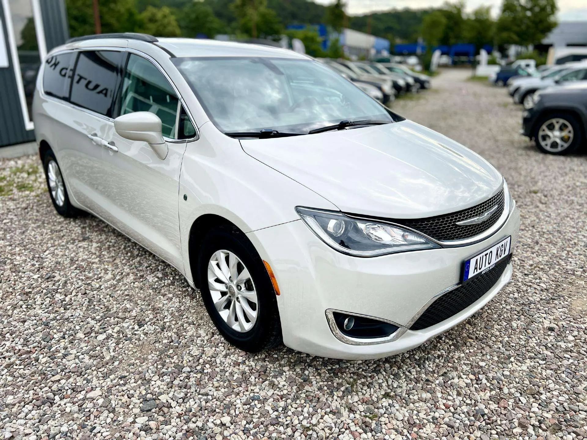 Chrysler Pacifica