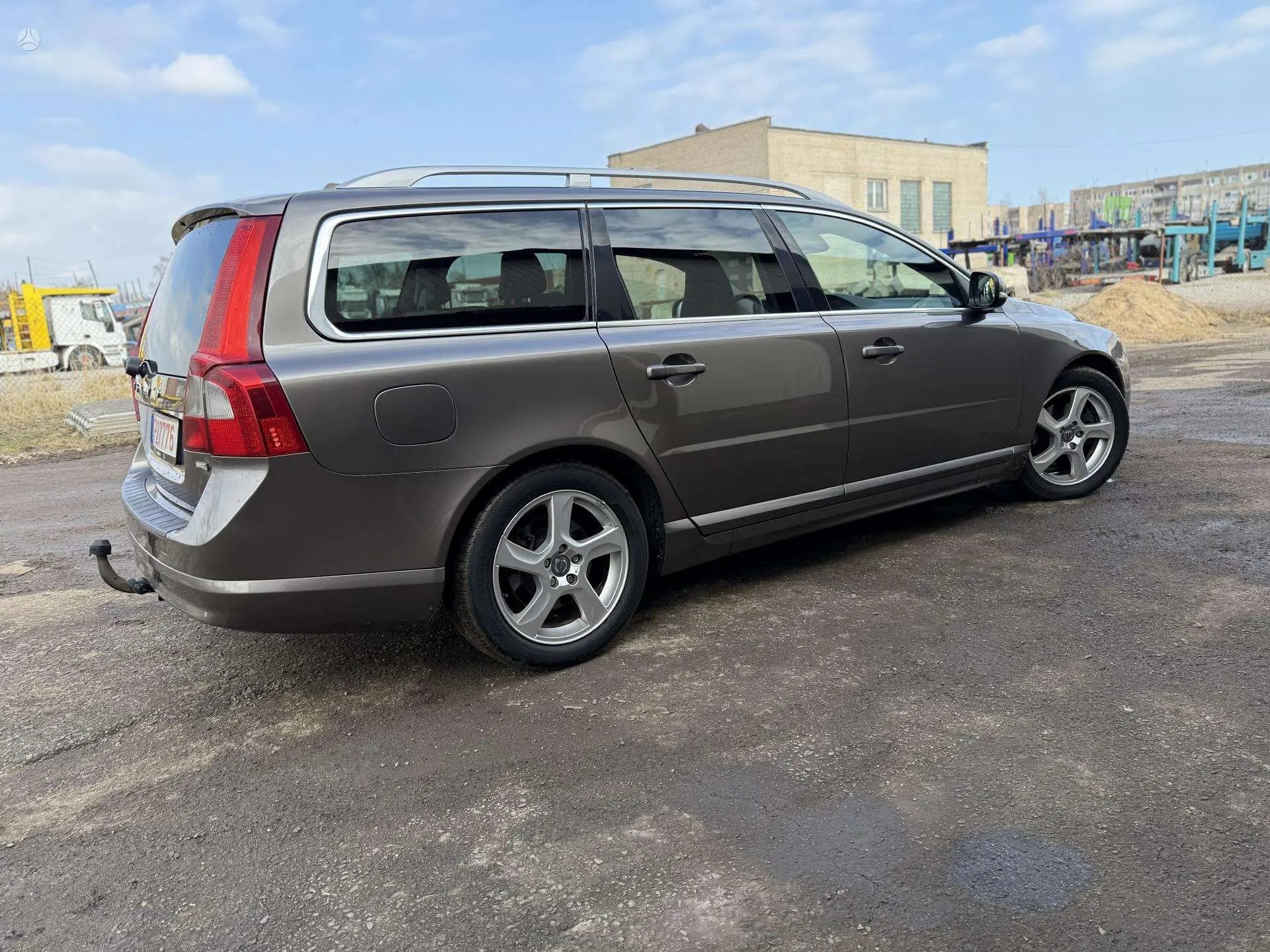 Volvo V70