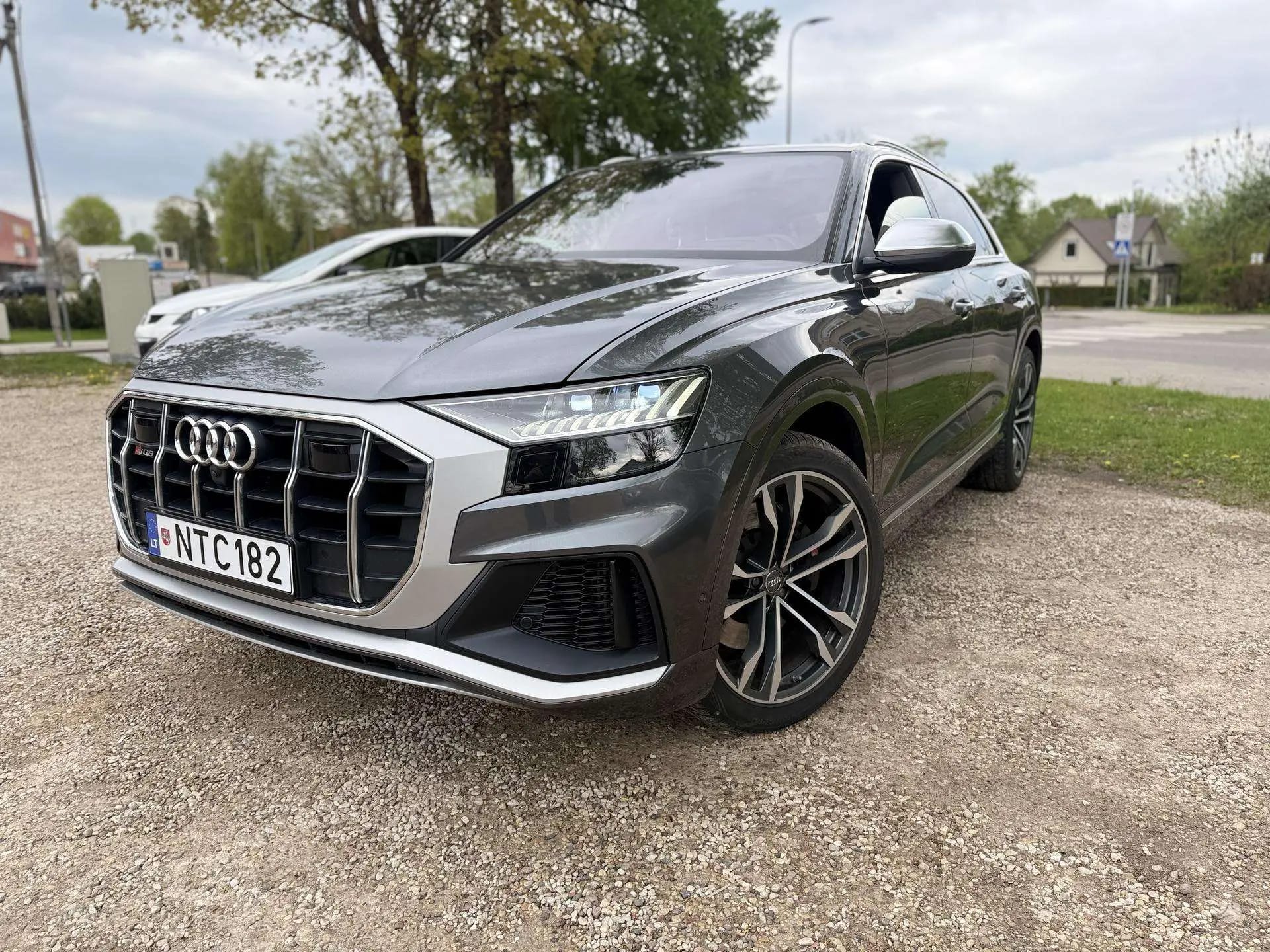 Audi SQ8