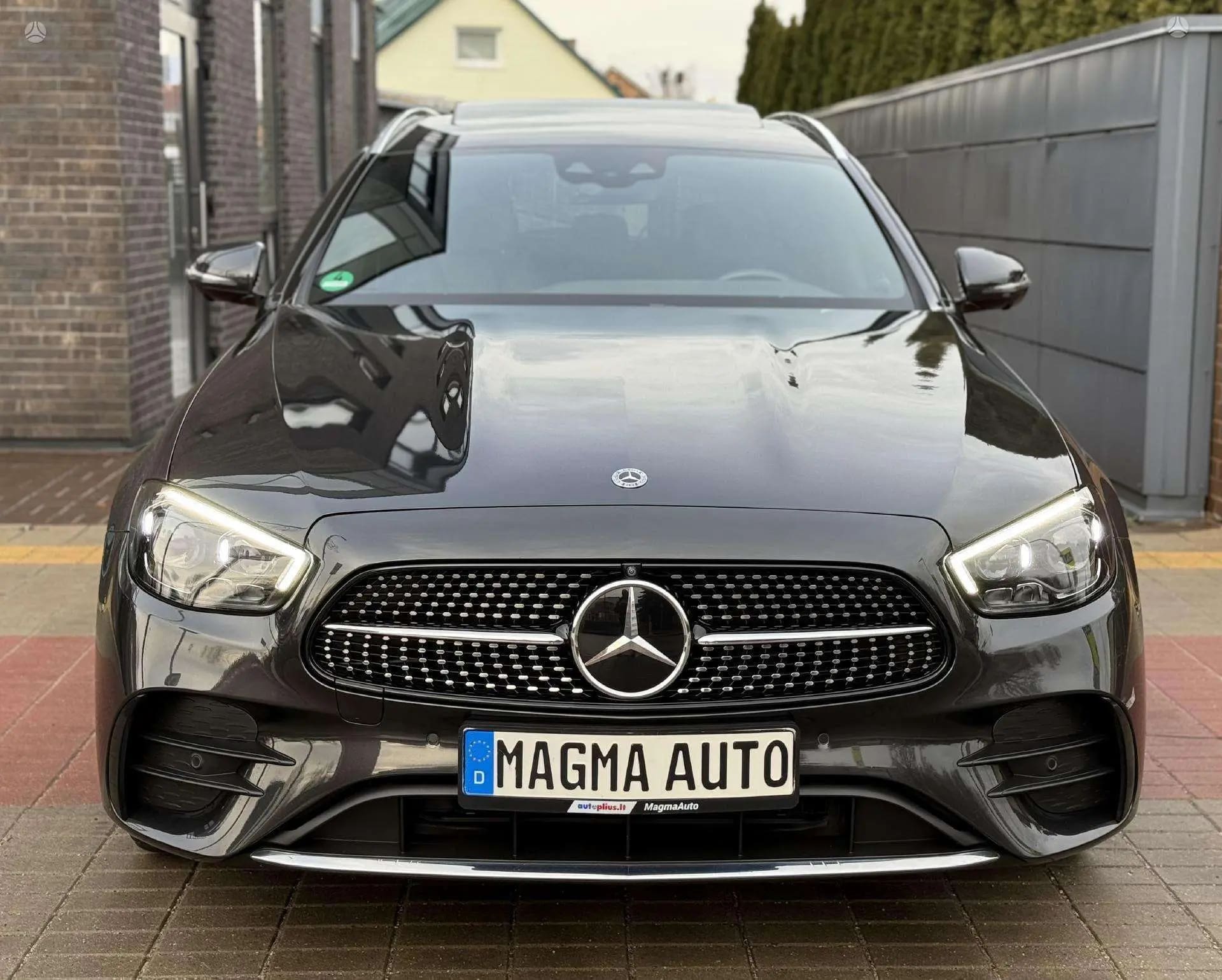 Mercedes-Benz E 300