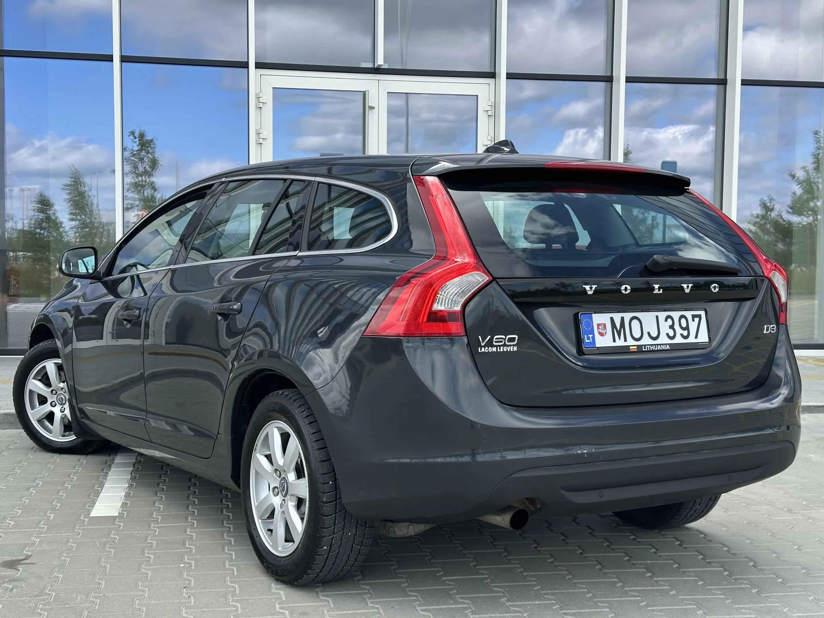Volvo V60