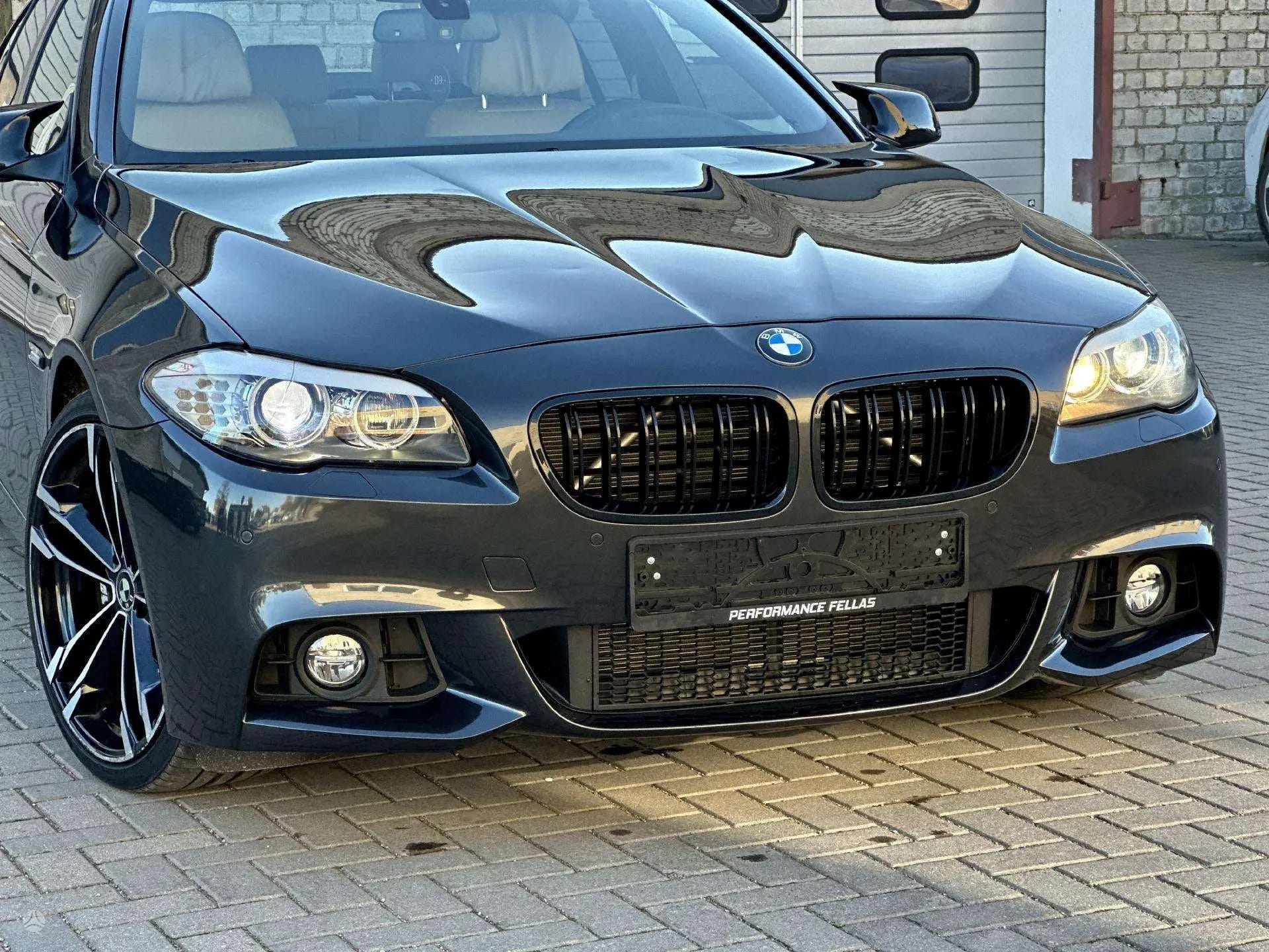 BMW 530
