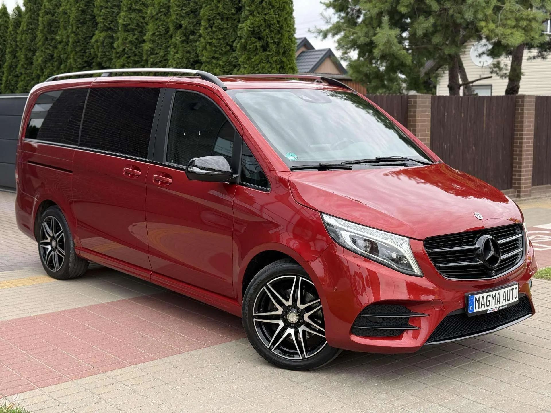 Mercedes-Benz V 250