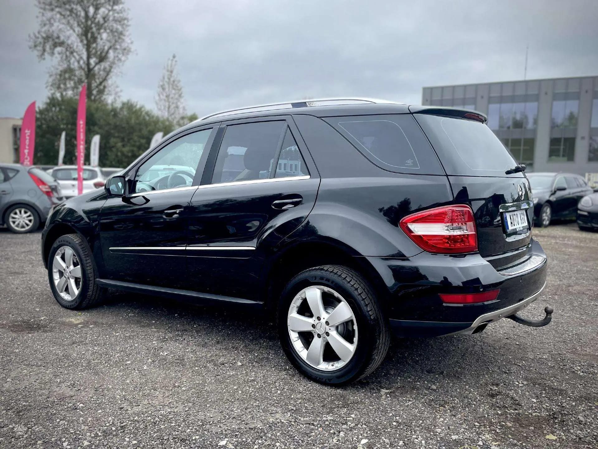Mercedes-Benz ML 320