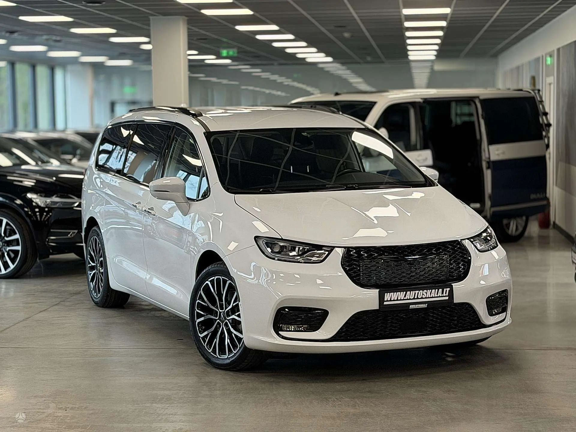 Chrysler Pacifica