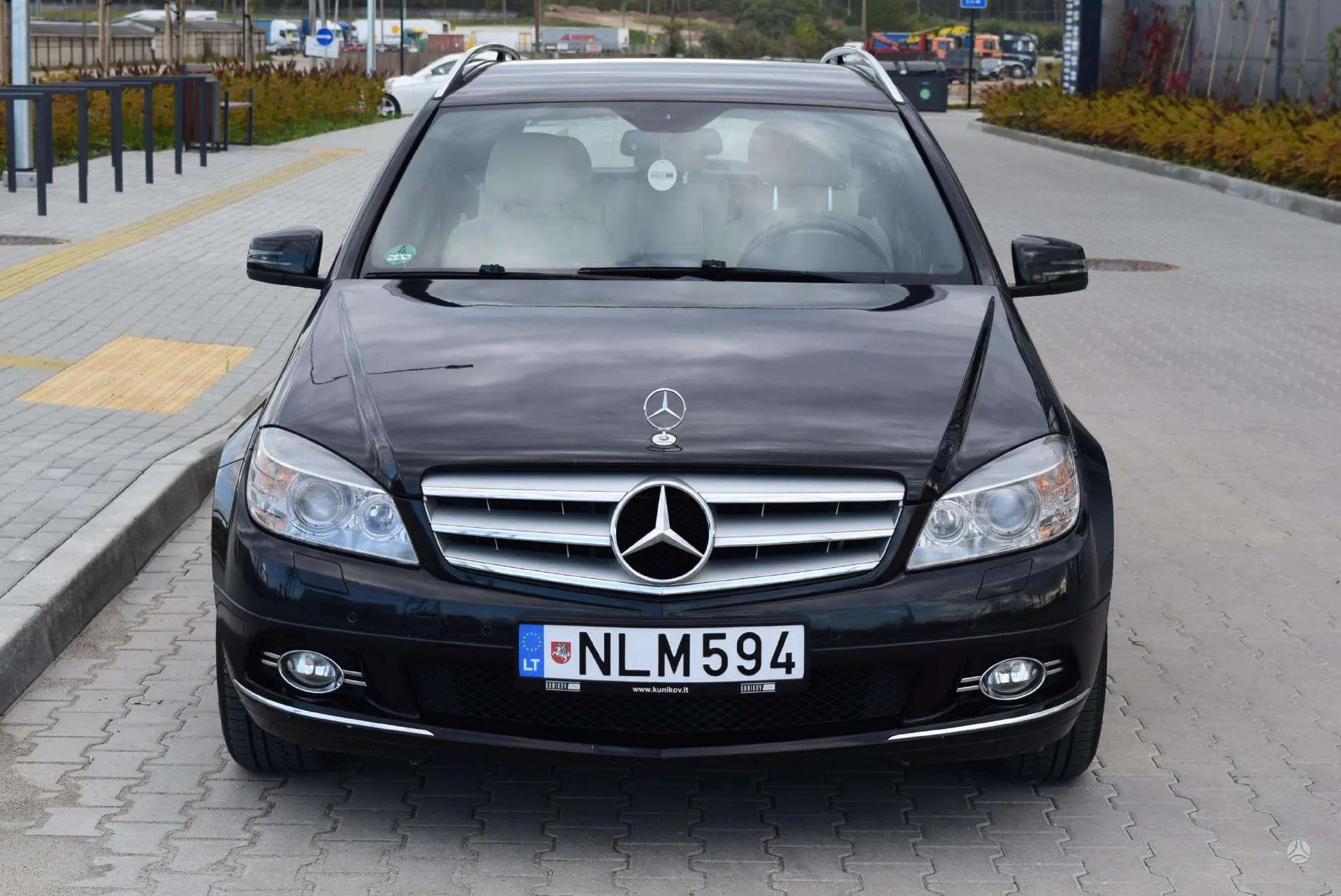 Mercedes-Benz C 220