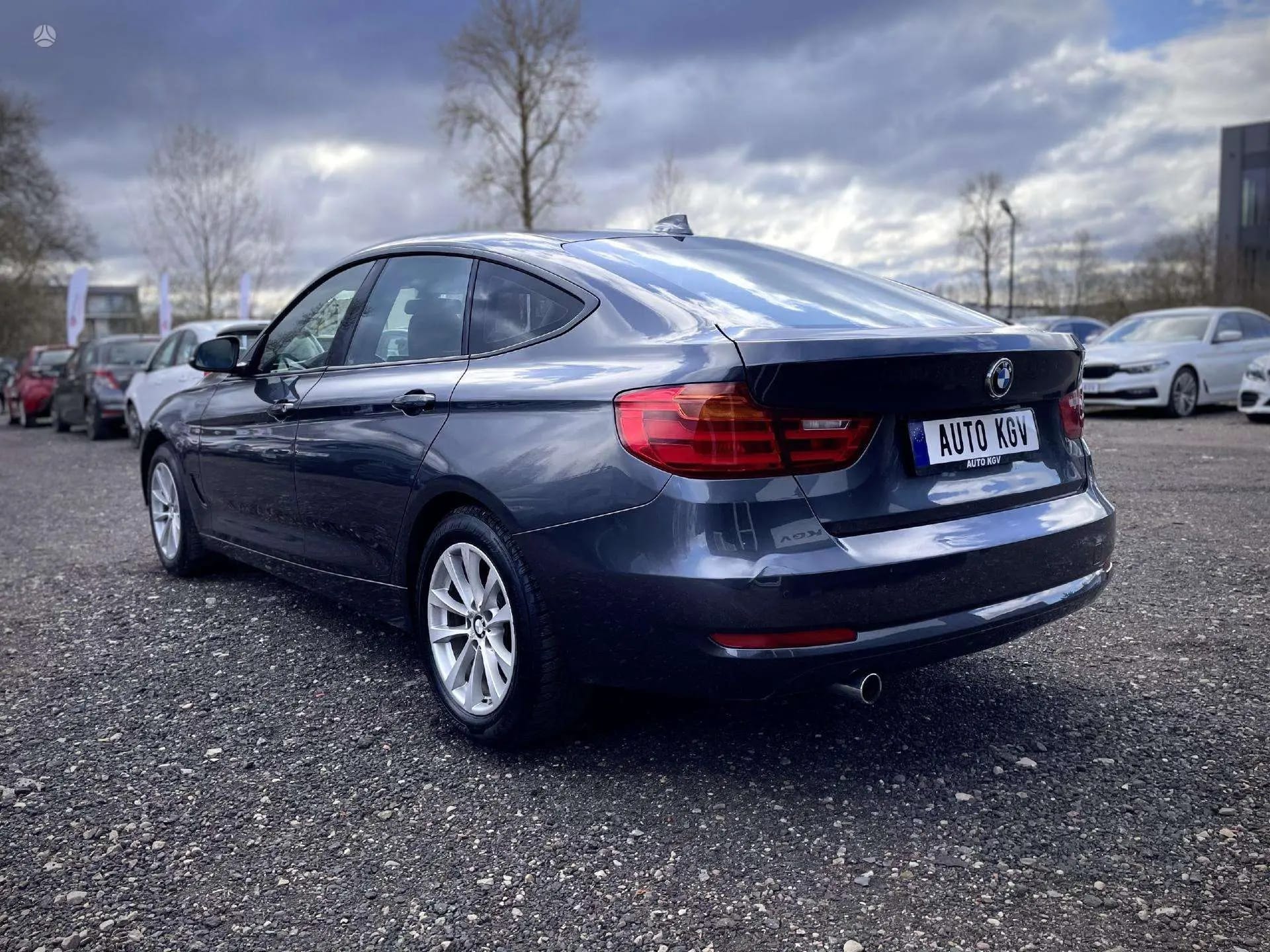 BMW 318 Gran Turismo