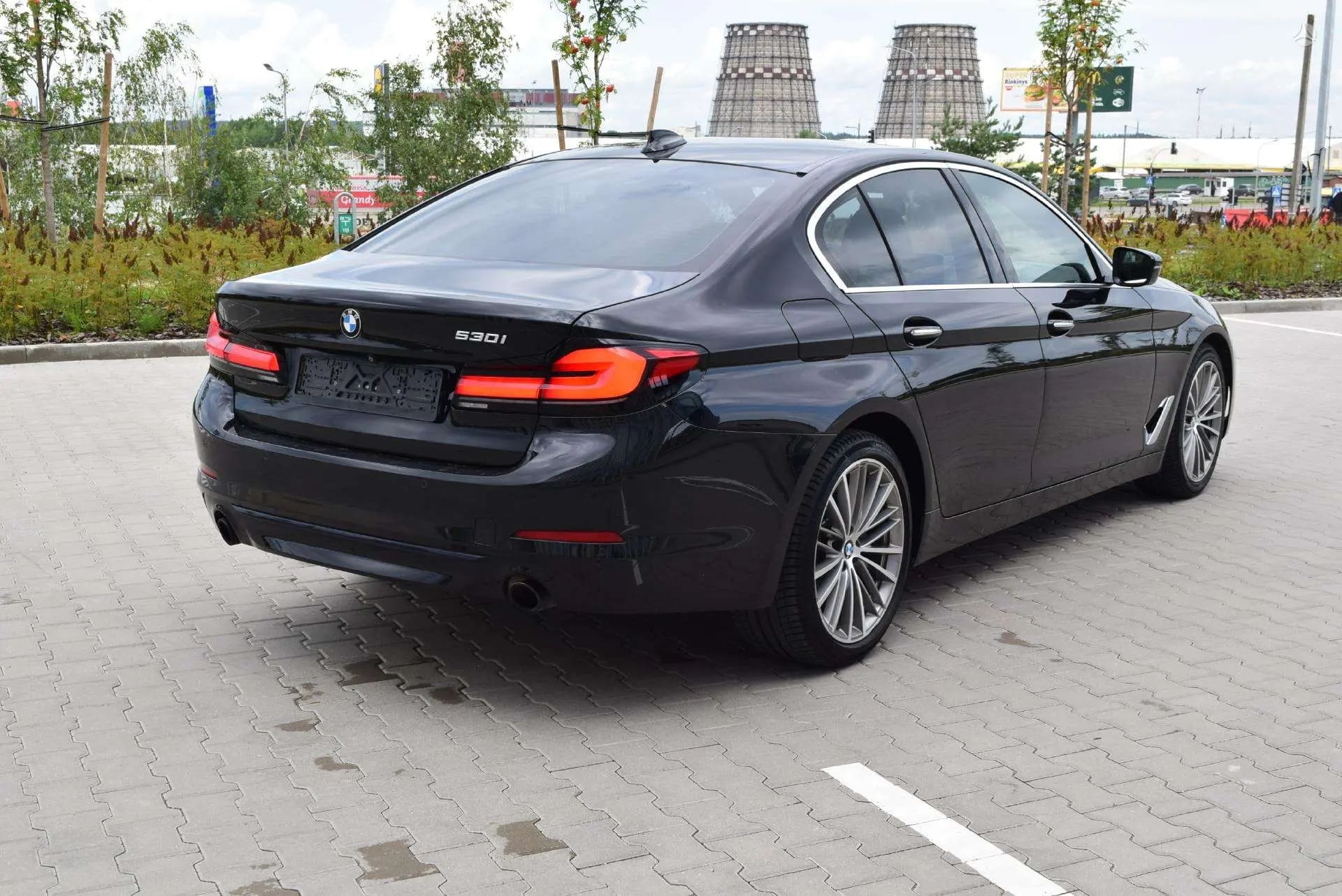 BMW 530