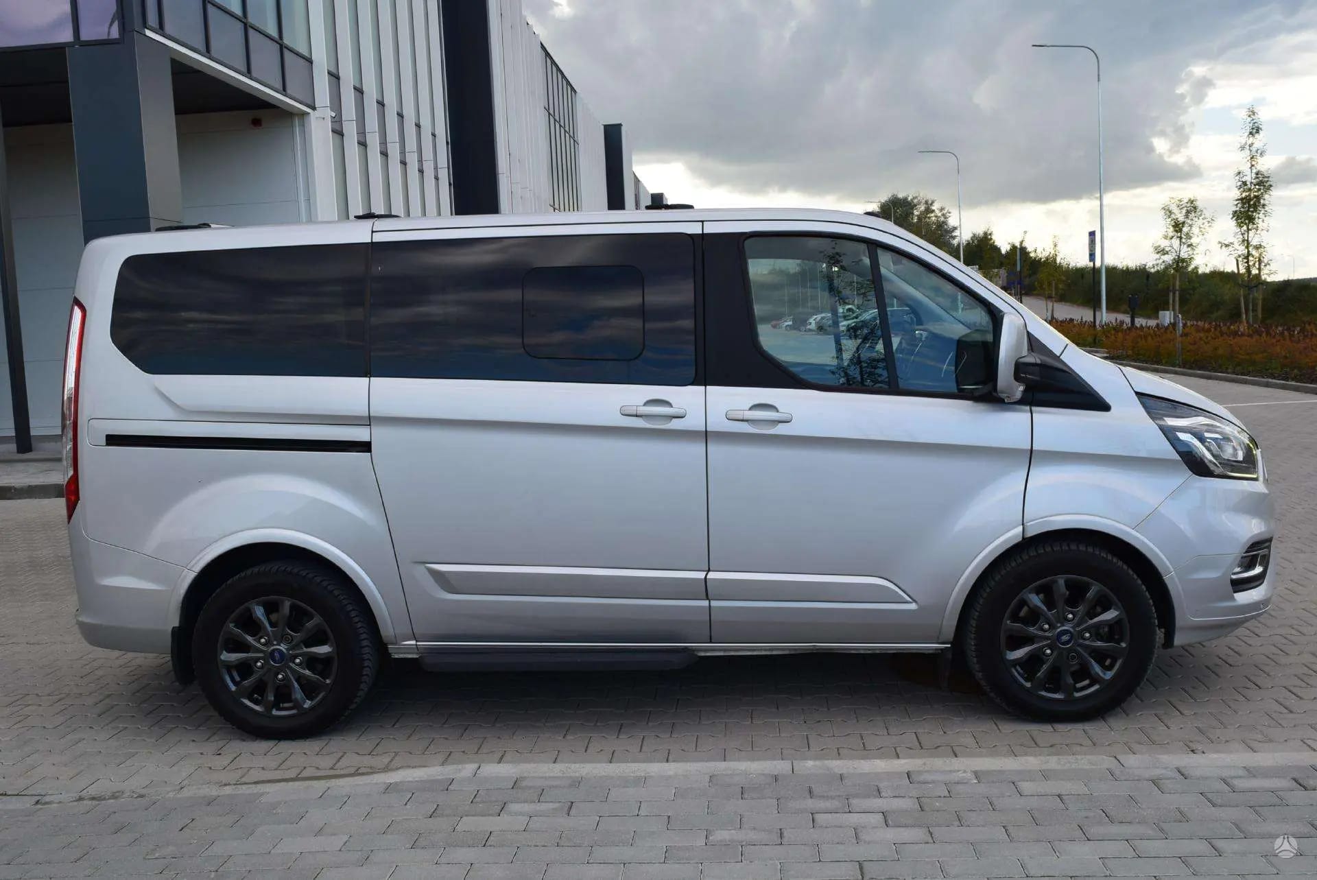 Ford Tourneo Custom