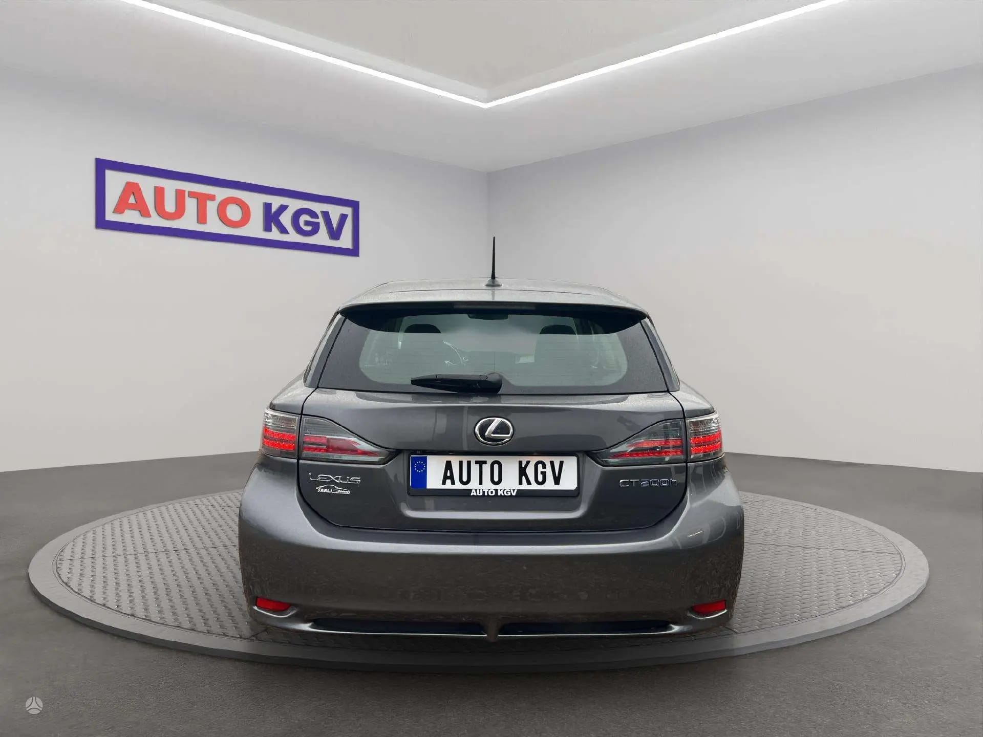 Lexus CT 200h