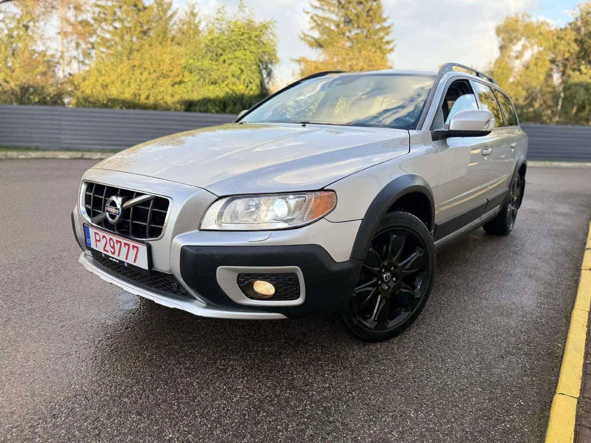 Volvo XC70
