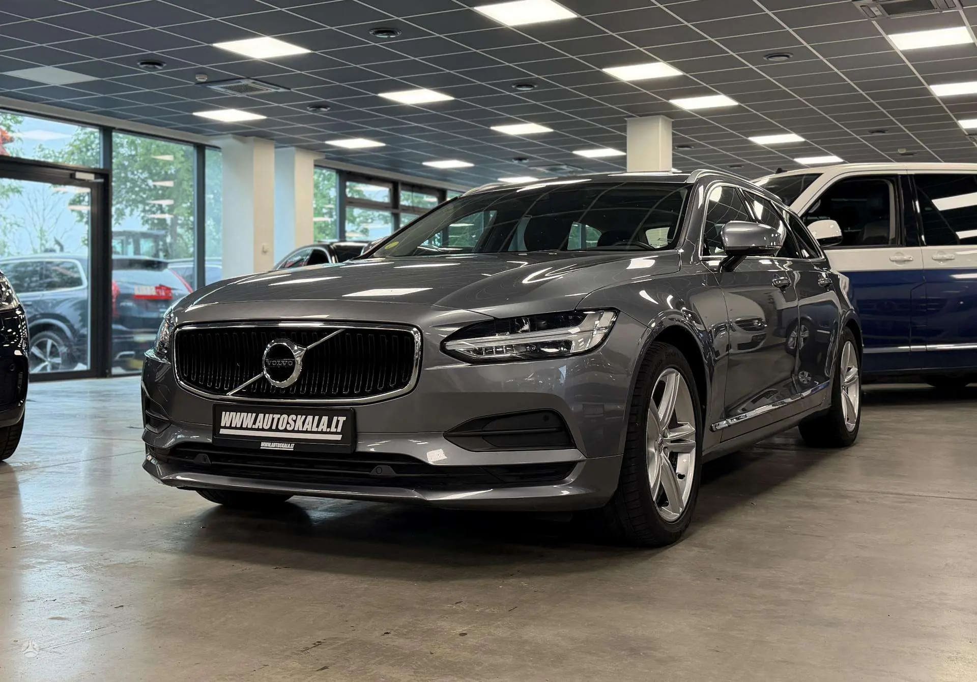 Volvo V90